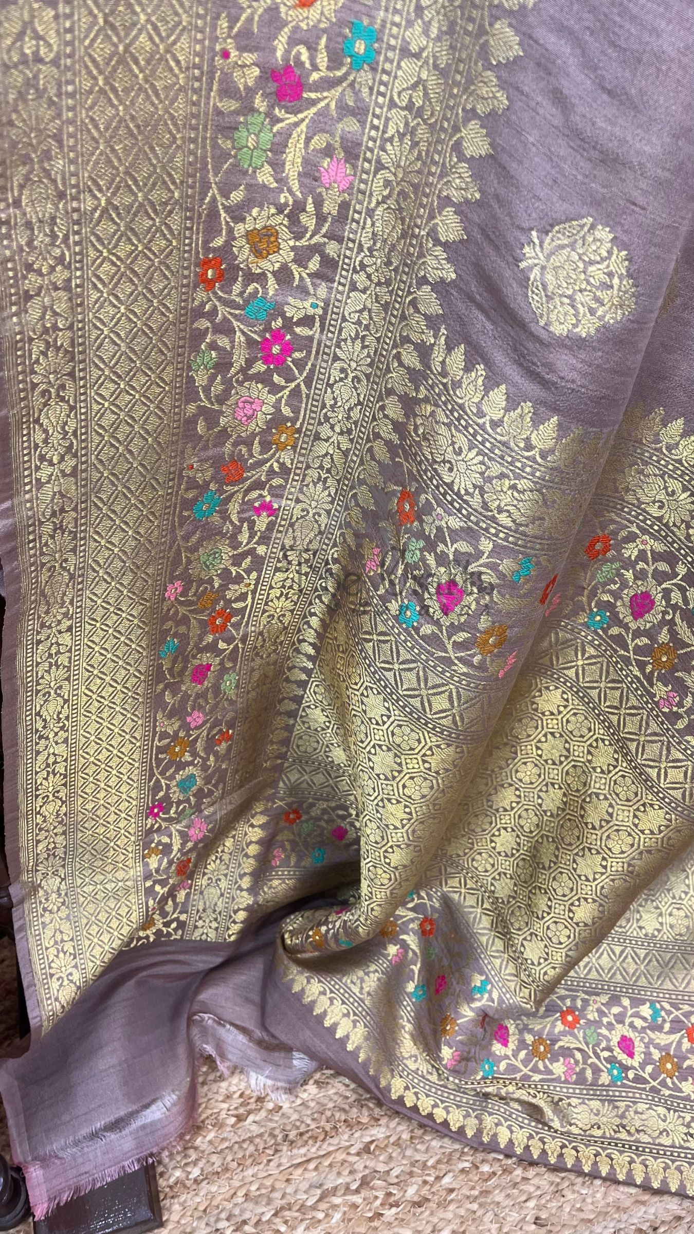 Tussar Georgette Handloom Banarasi Saree - Meenakari