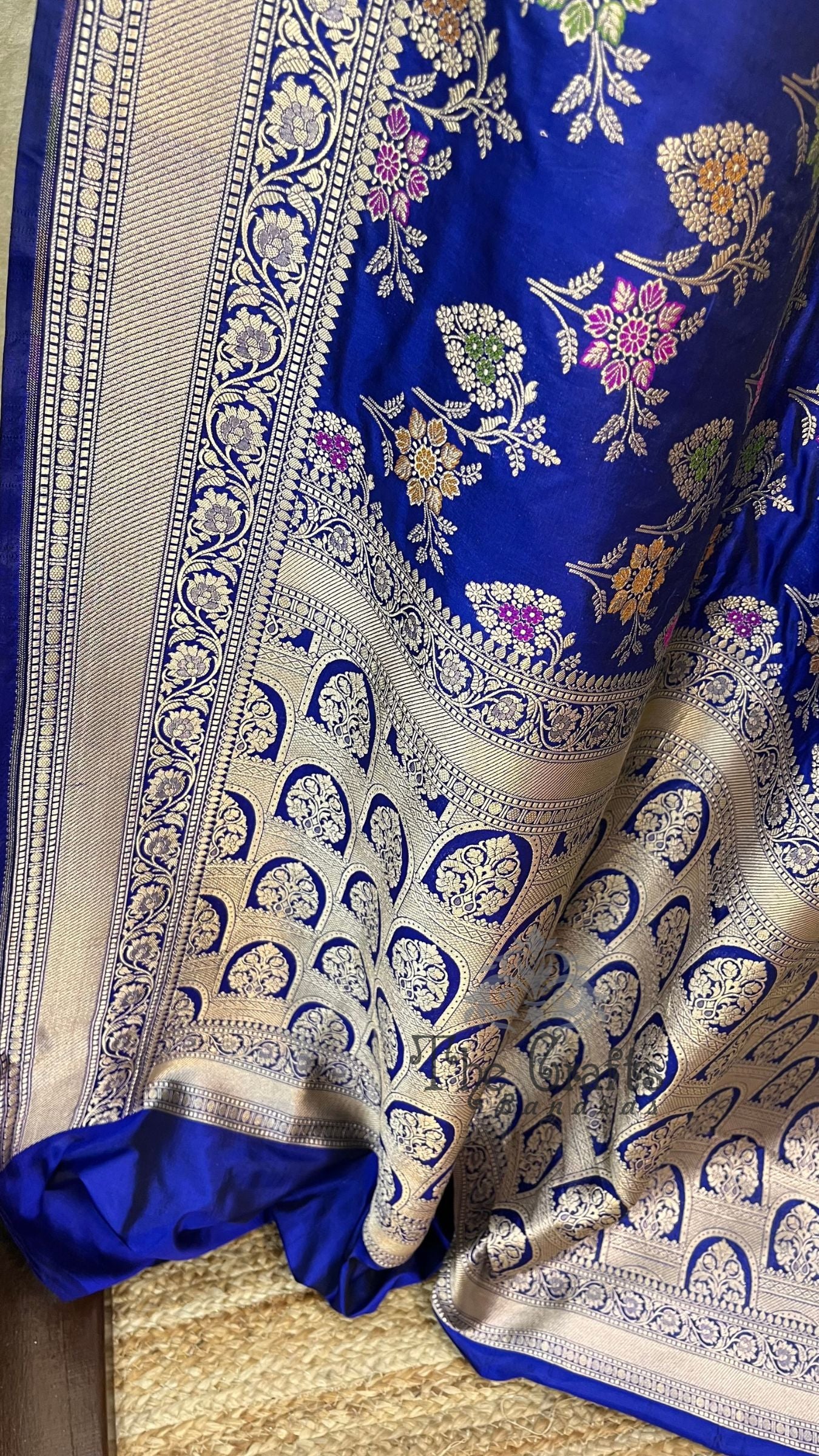 Pure Katan Silk Handloom Banarasi Saree - Jaal With Meenakari