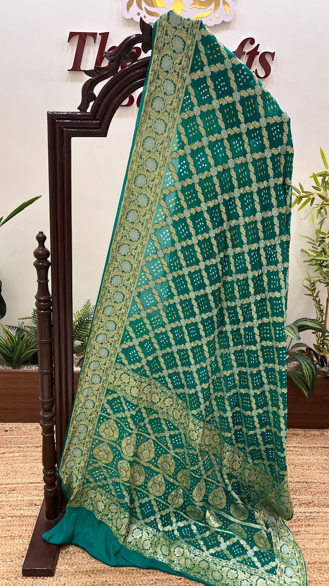 Pure Chiffon Banarasi Handloom Bandhej Saree