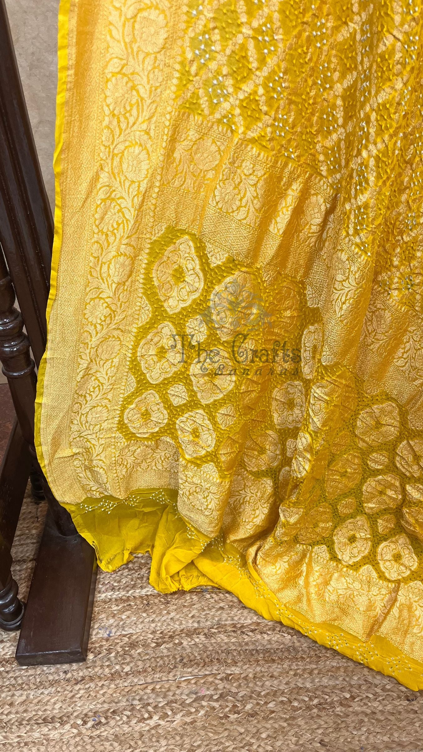 Pure Georgette Banarasi Handloom Bandhej Saree