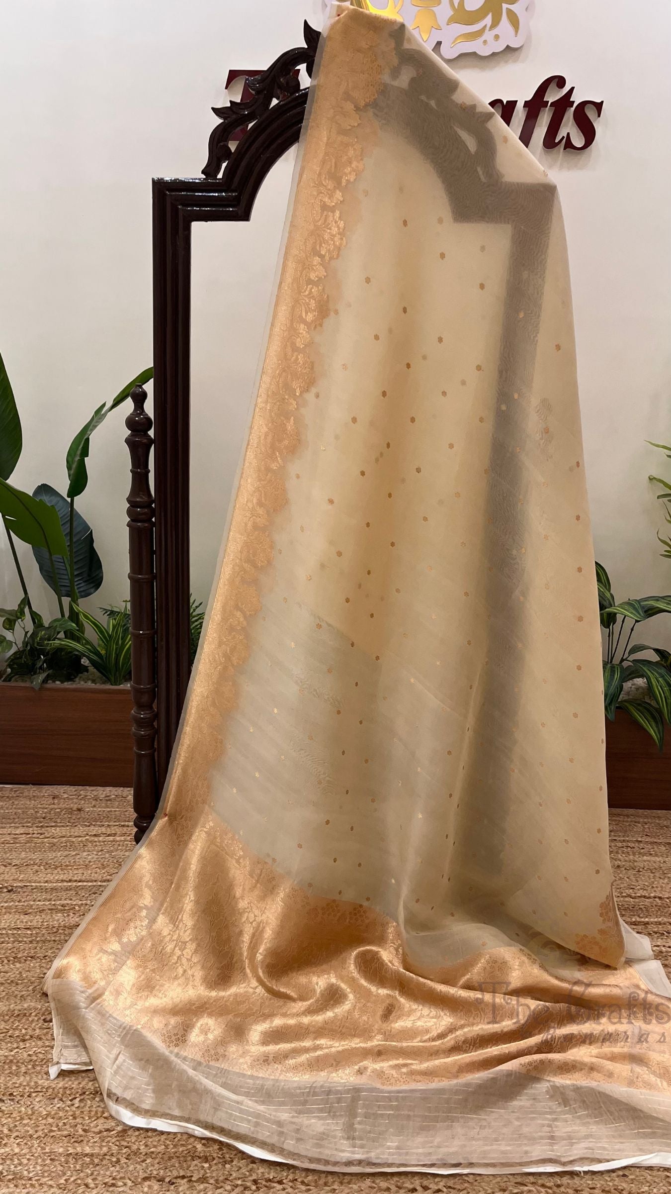 Pure Kora Silk Handloom Banarasi Saree