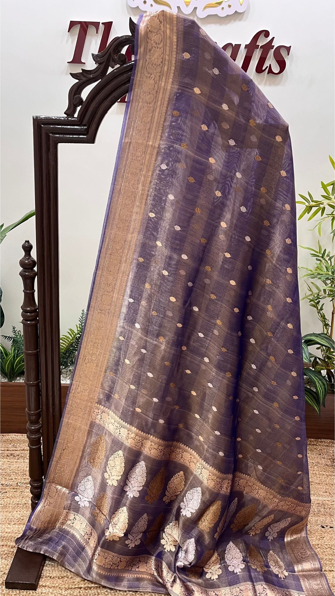 Pure Tissue Silk Handloom Banarasi Saree