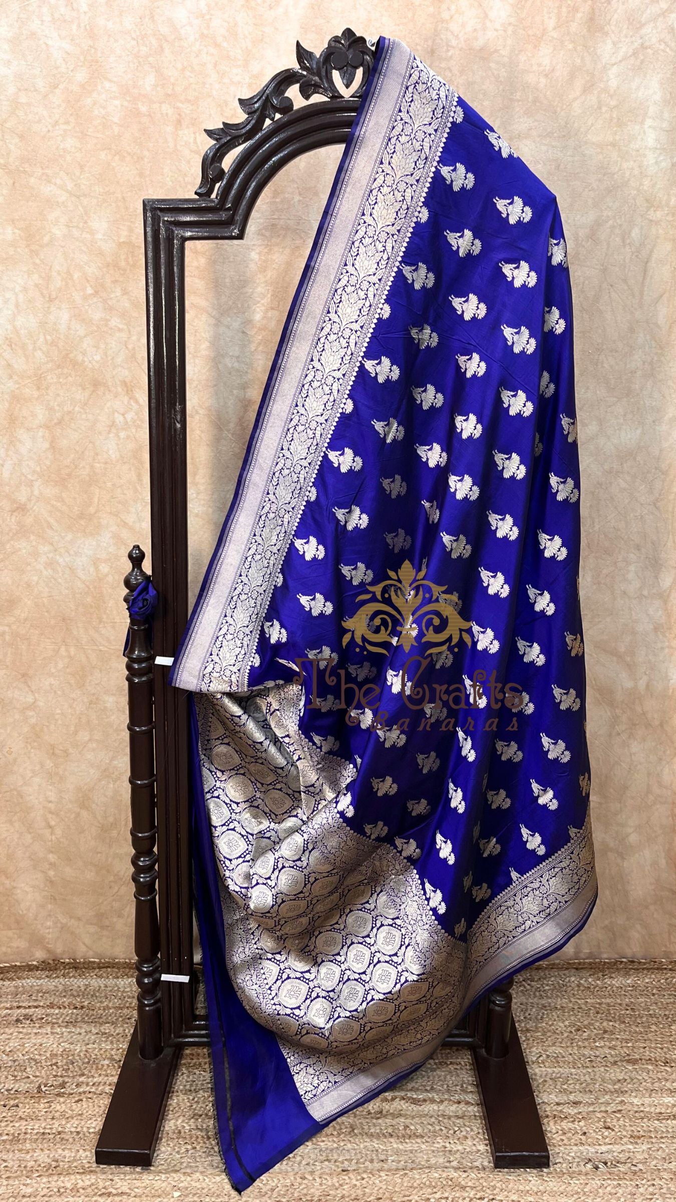 Pure Katan Silk Handloom Banarasi Saree - Jaal work