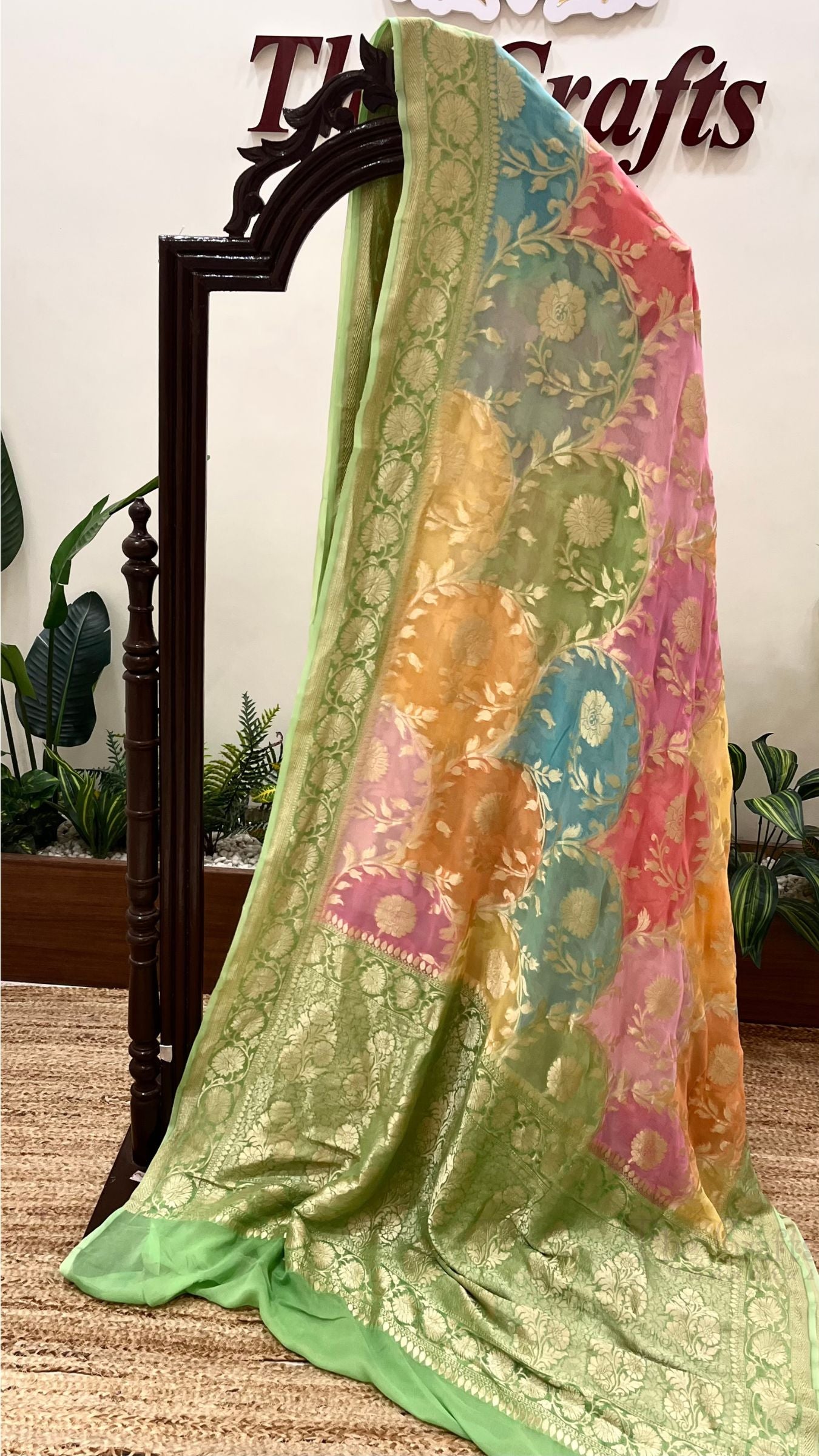 Khaddi Georgette Handloom Banarasi Saree