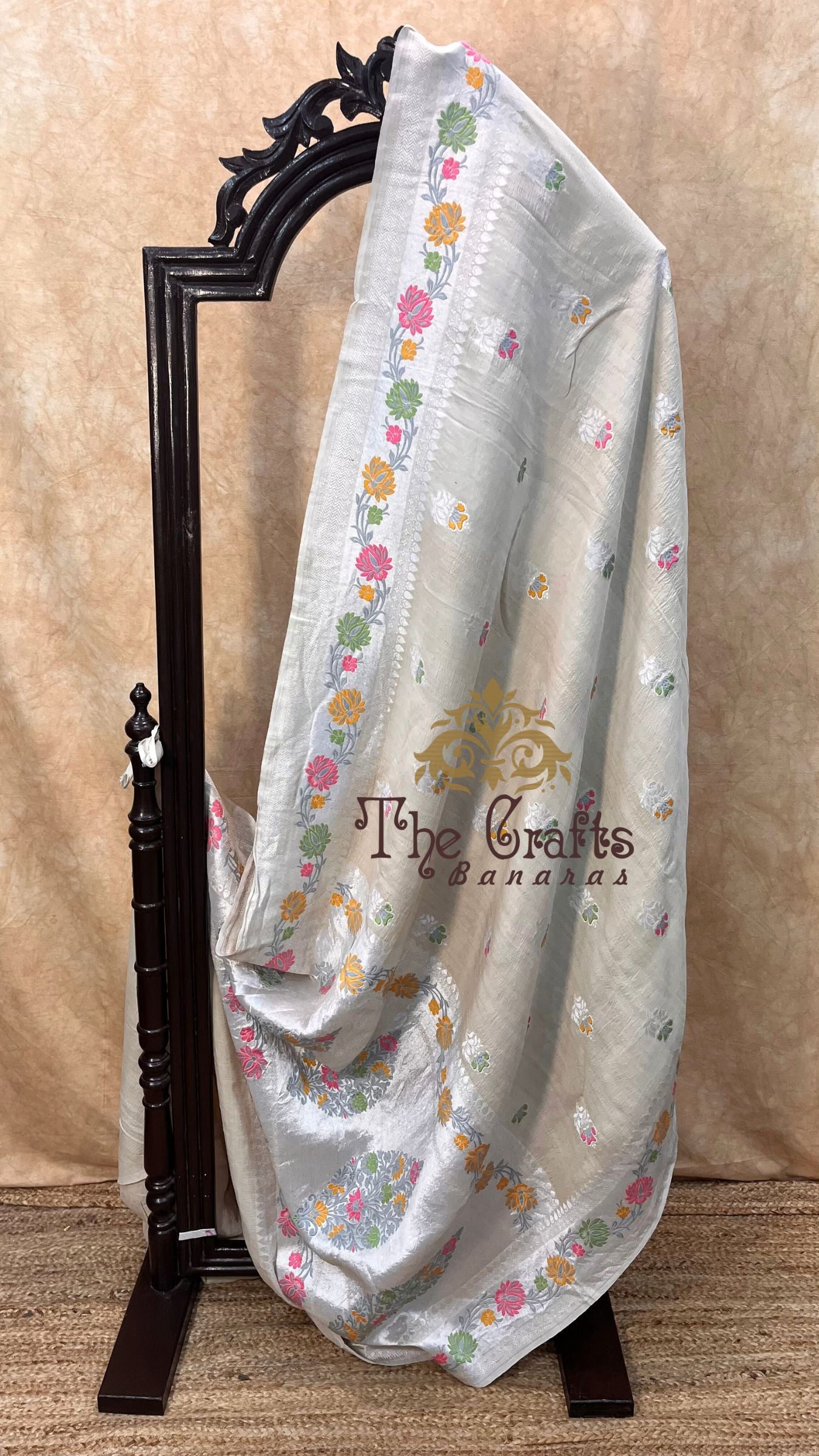 Tussar Georgette Handloom Banarasi Saree - Meenakari