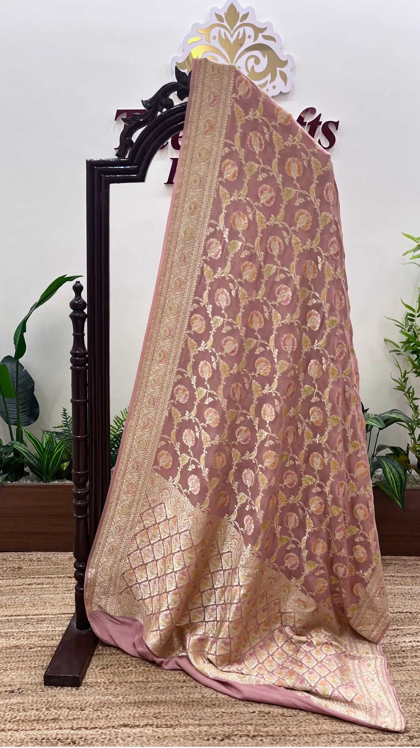 Khaddi Georgette Handloom Banarasi Saree