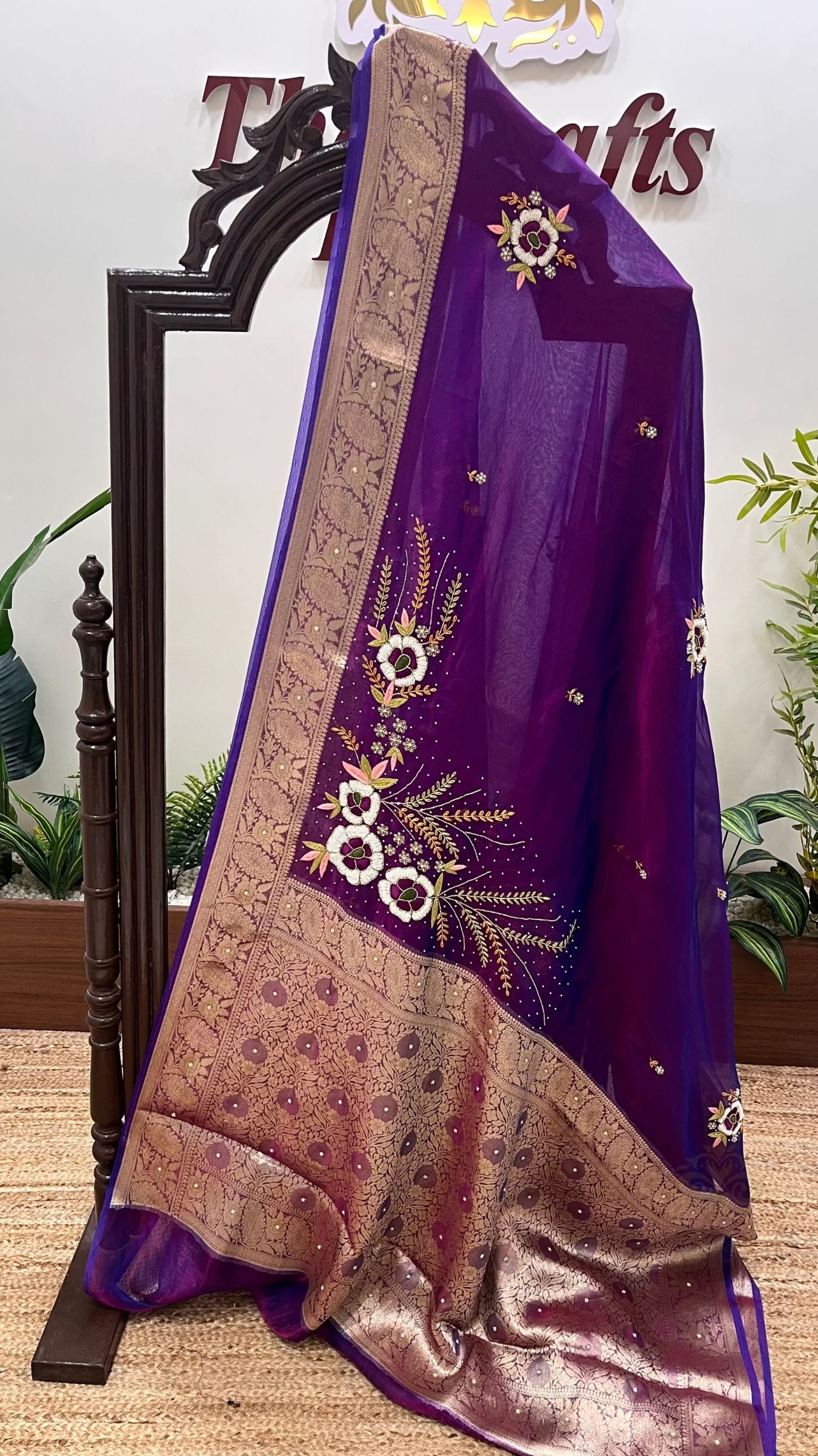 Pure Kora Tissue Silk Handloom Banarasi Saree - Handwork Zardozi Cut Dana and Stone Work