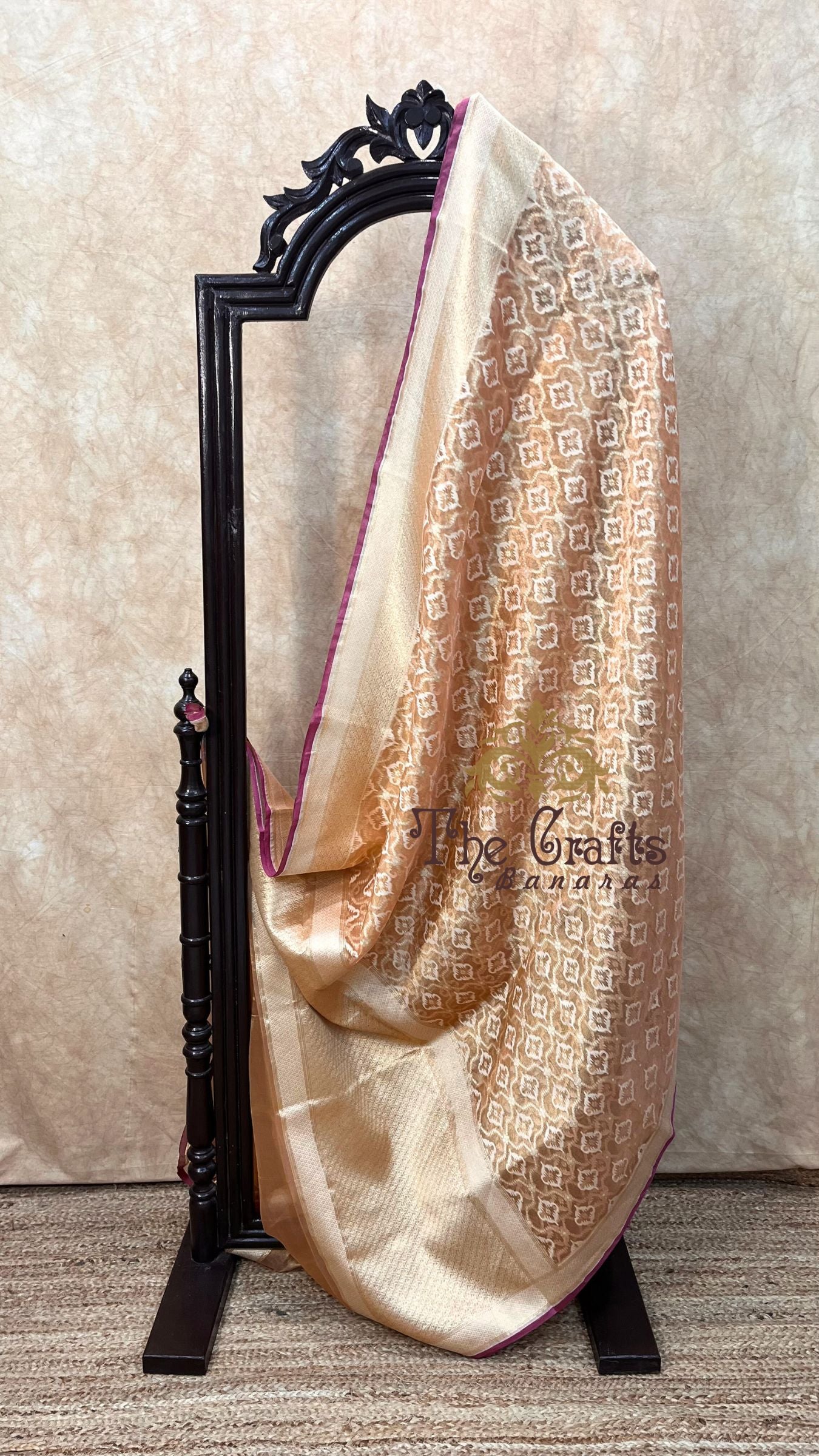 Pure Tissue Silk Handloom Banarasi Saree - Reshmi Zari