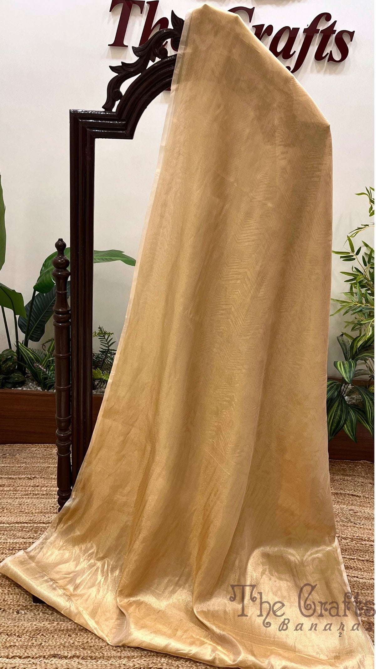 Pure Tissue Silk Brocade Banarasi Saree