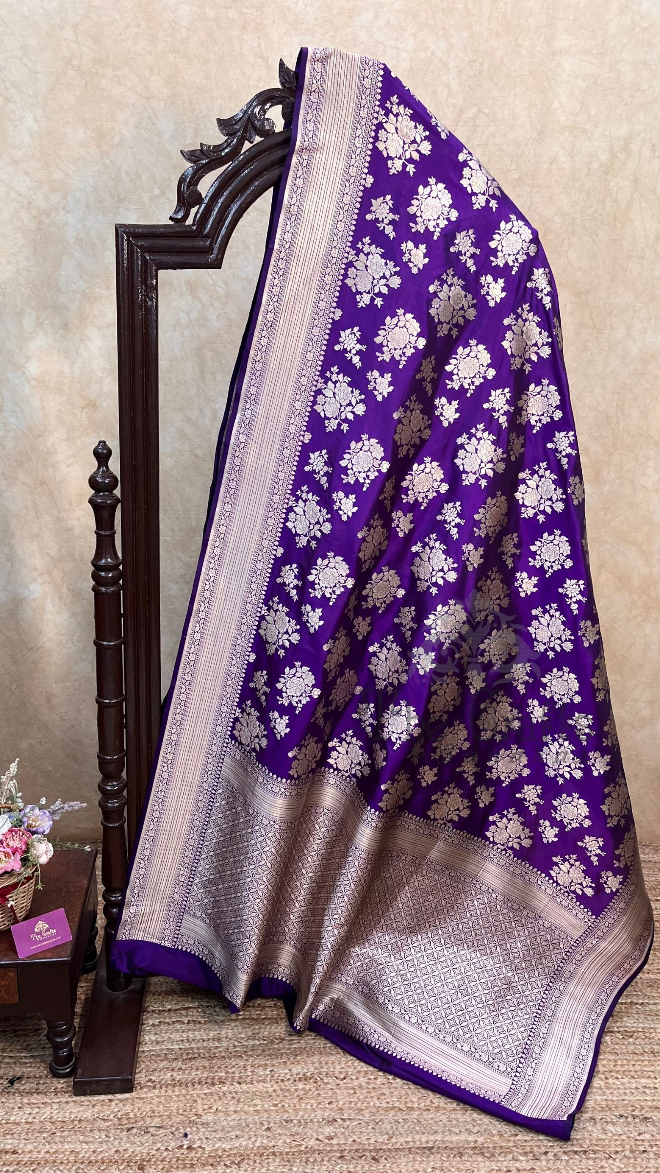 Pure Katan Silk Handloom Banarasi Saree - Jaal work
