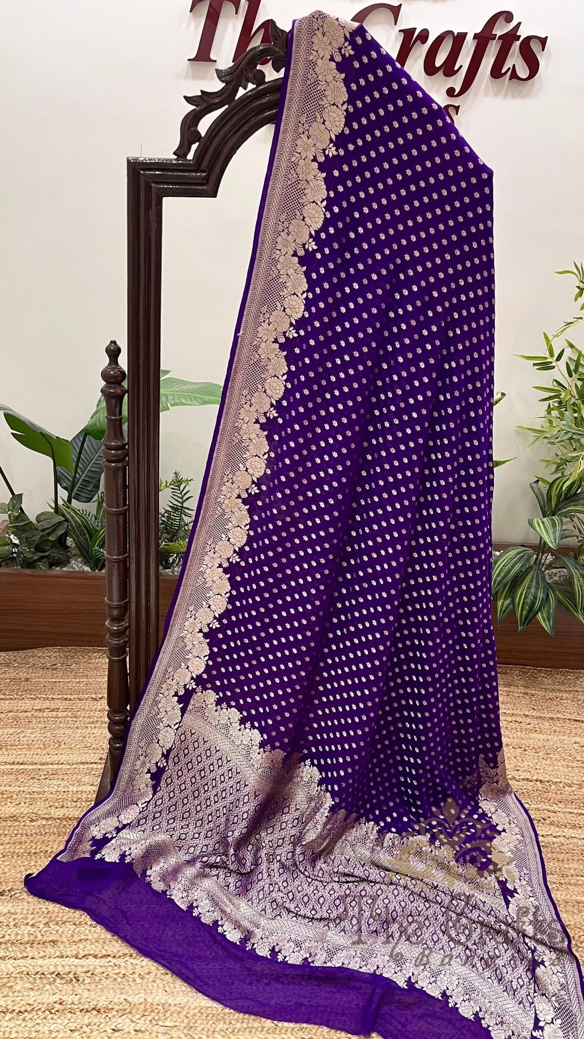 Khaddi Georgette Handloom Banarasi Saree