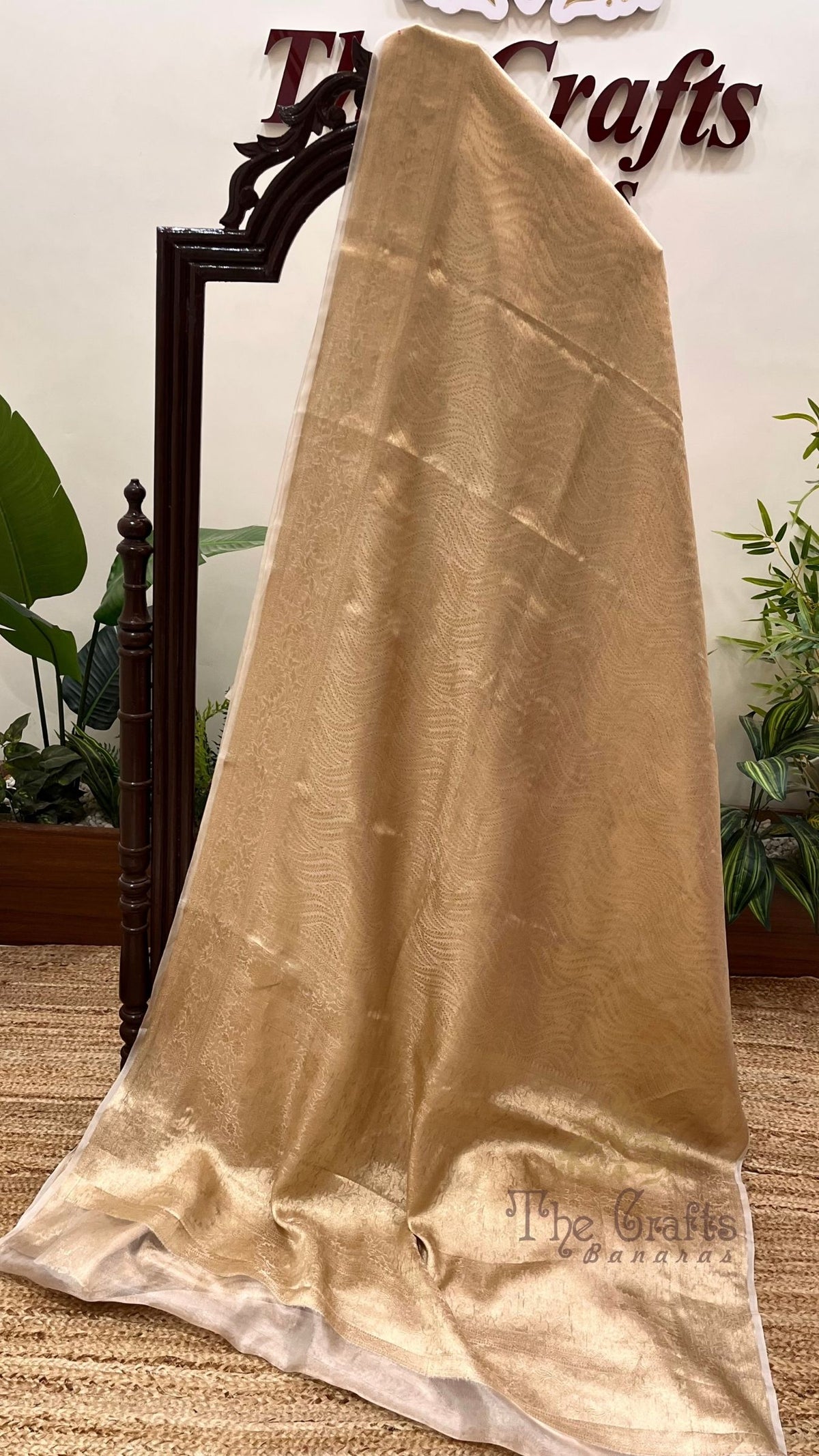 Pure Tissue Silk Brocade Banarasi Saree