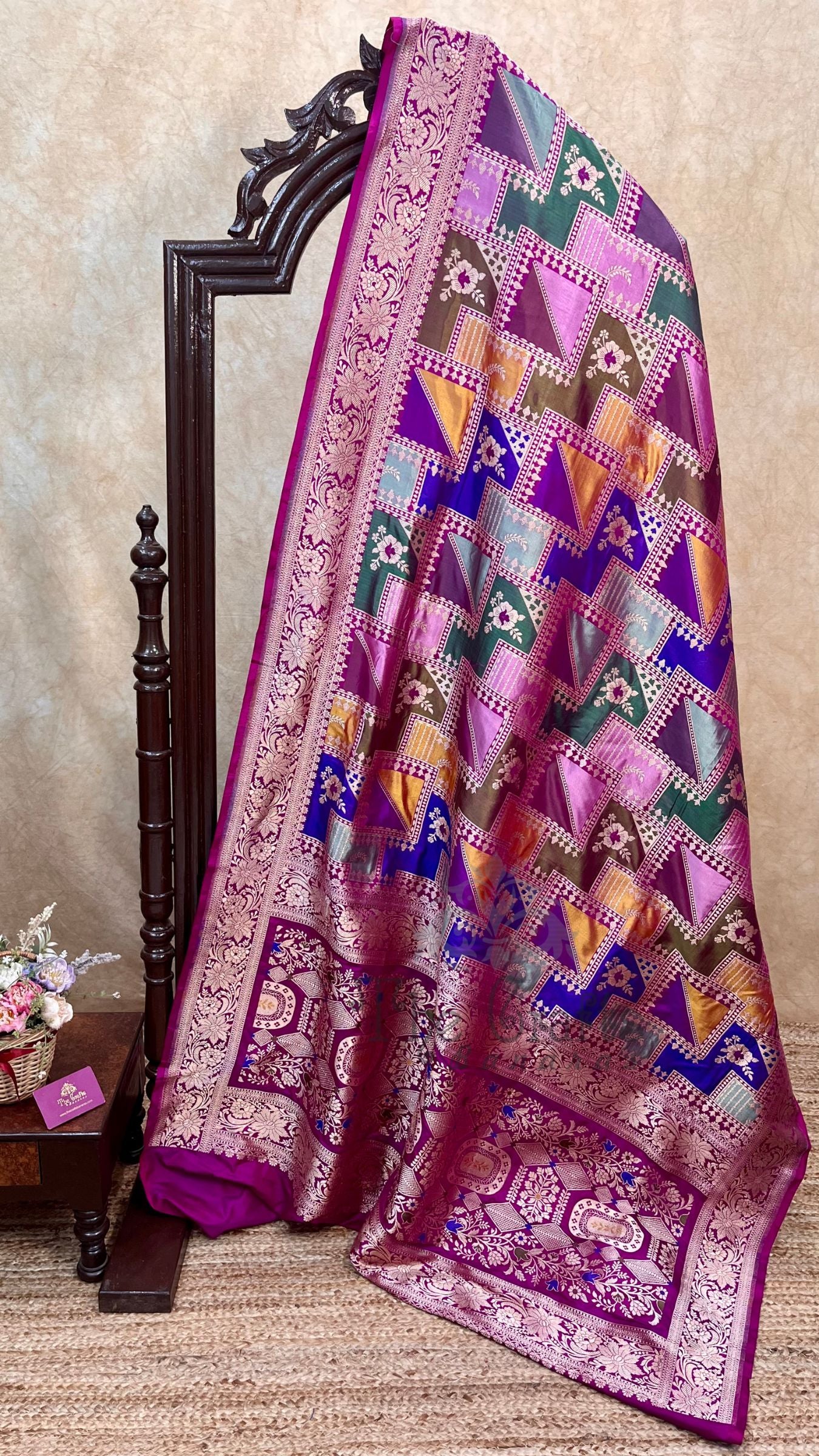 Rangkat Pure Katan Silk Handloom Banarasi Saree - with Jaal Work with meenakari