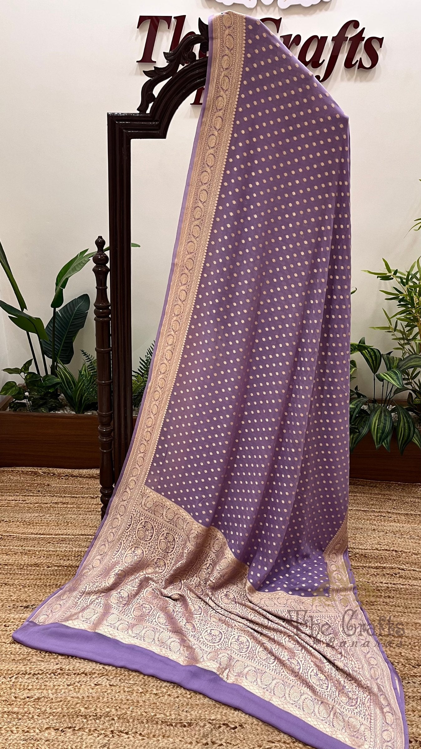 Khaddi Georgette Banarasi Saree - Gold Zari