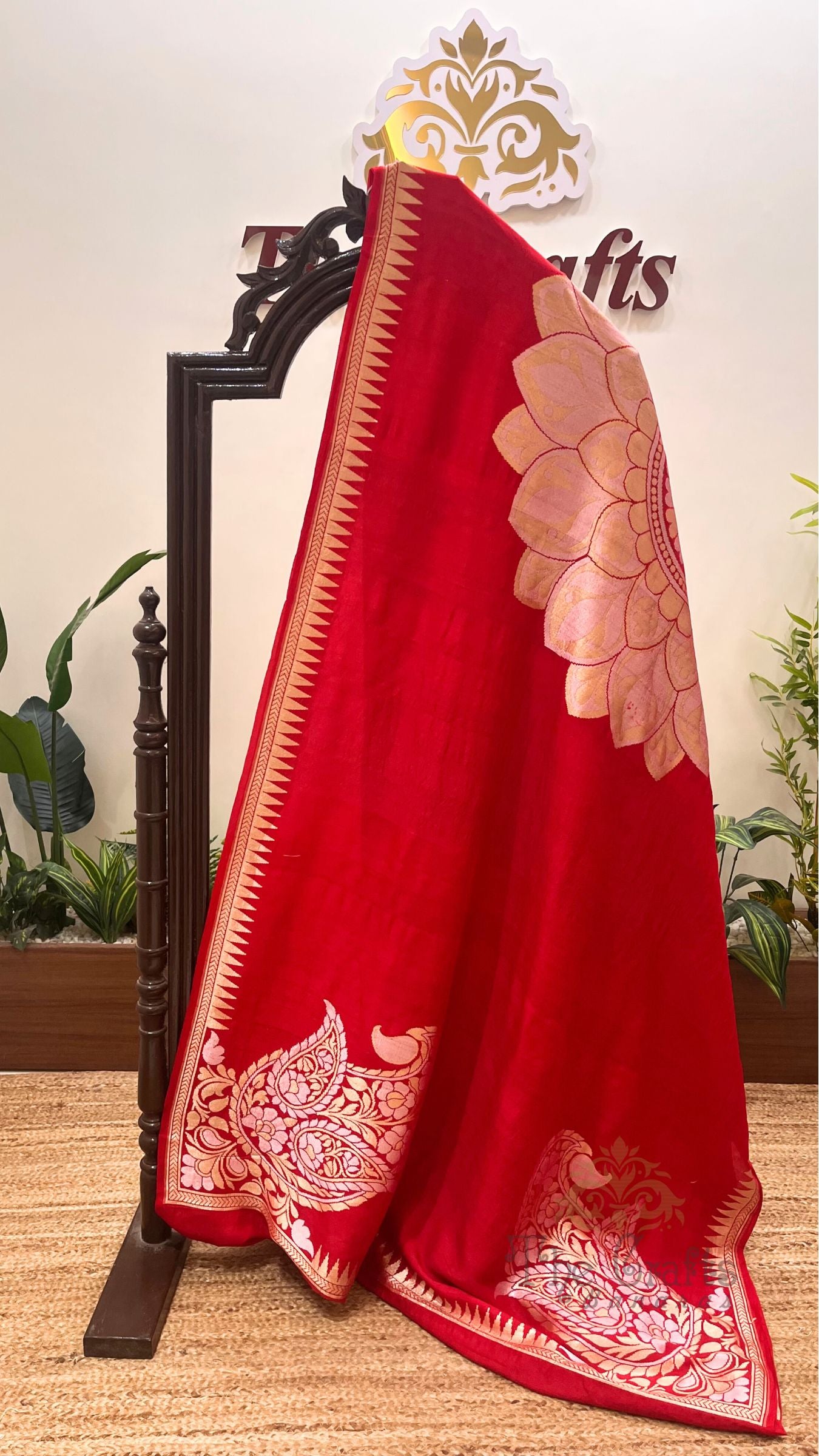 Tussar Georgette Handloom Banarasi Saree - All over Sona Rupa Motifs