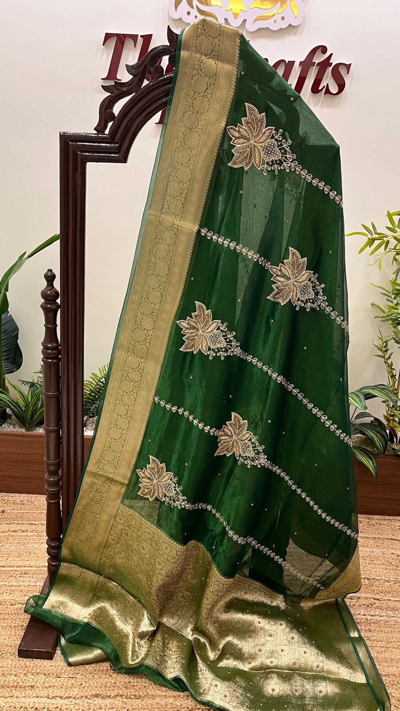 Pure Kora Tissue Silk Handloom Banarasi Saree - Handwork Zardozi Cut Dana and Stone Work