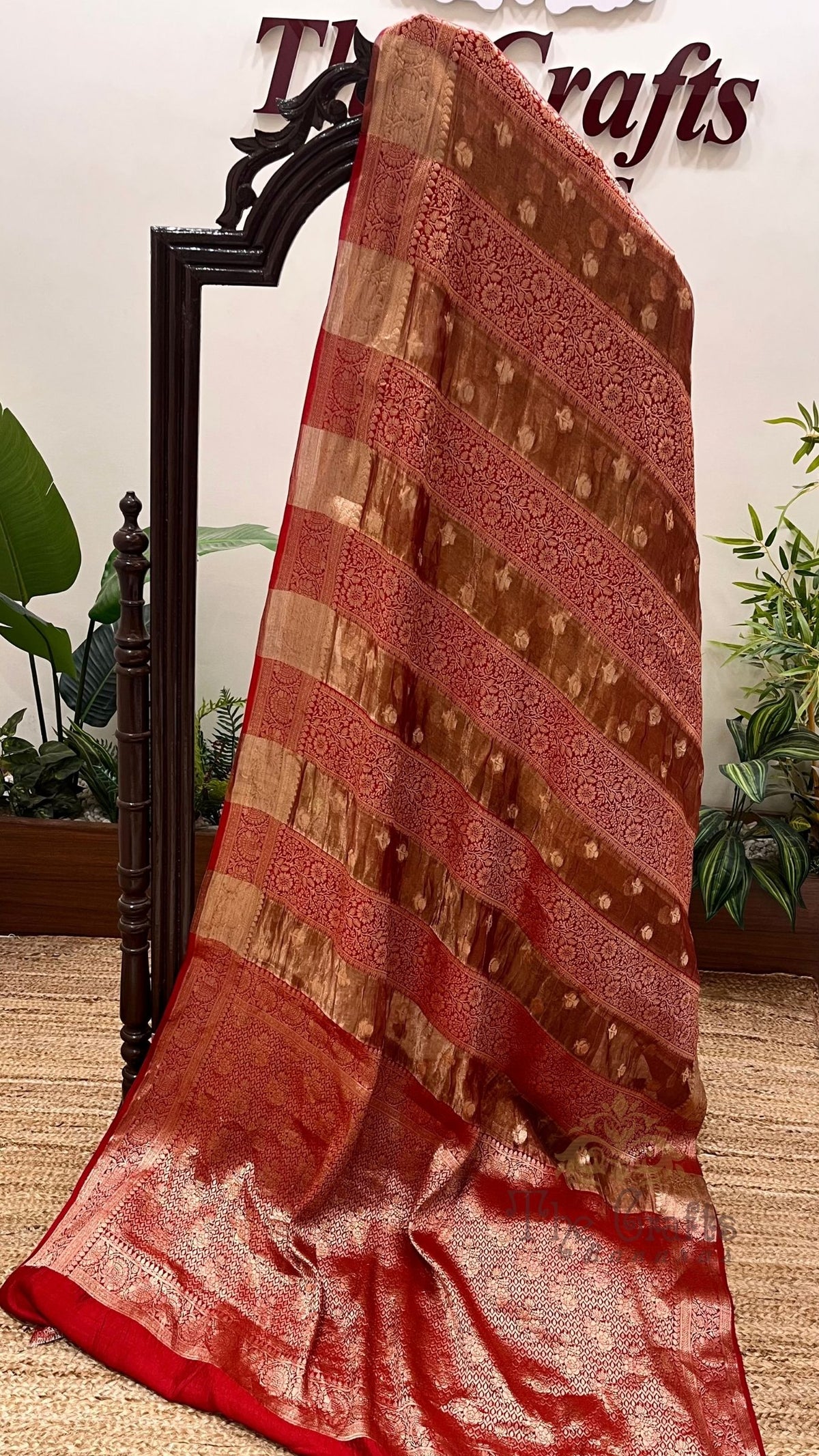 Pure Chiniya Tissue Silk Banarasi Saree