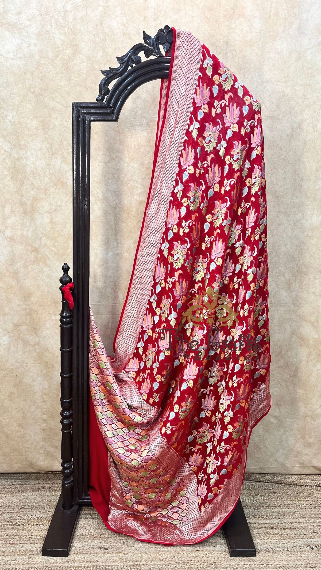 Khaddi Georgette Handloom Banarasi Saree - Water Zari