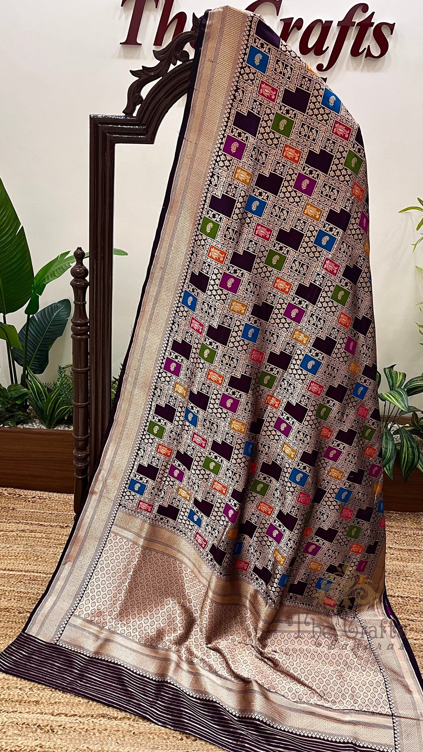 Rangkat Pure Katan Silk Handloom Banarasi Saree - Meenakari Jaal work