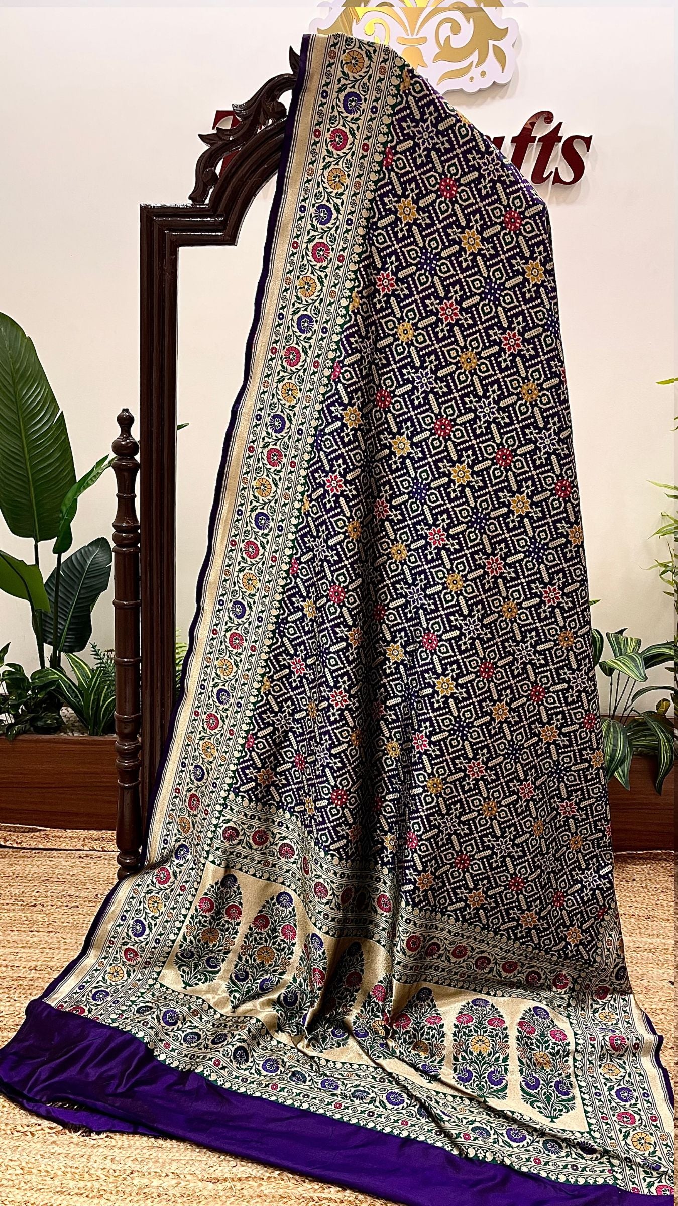 Pure Katan Silk Handloom Banarasi Saree - Patola Meenakari Jaal Work