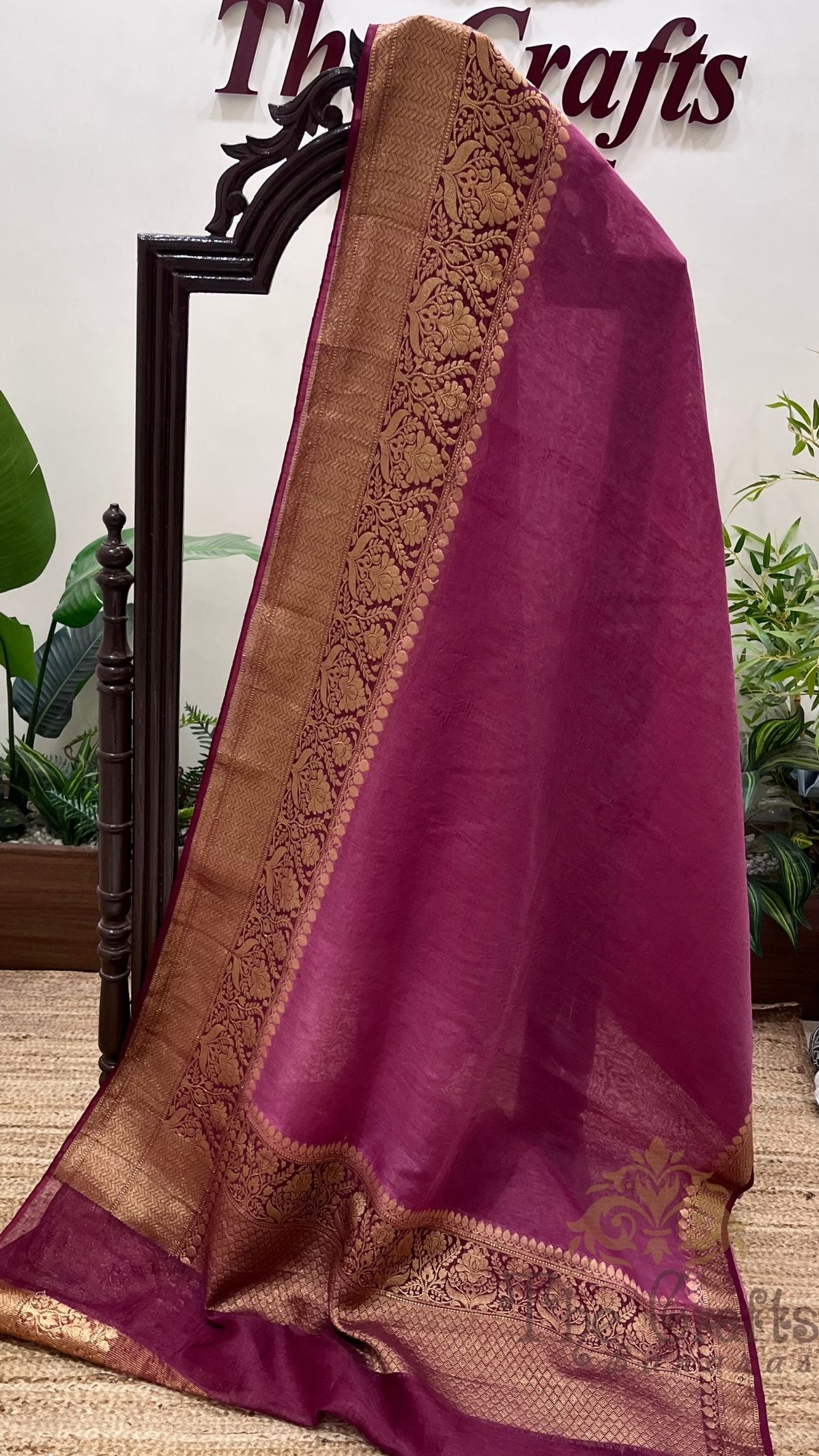 Pure Linen Banarasi Saree
