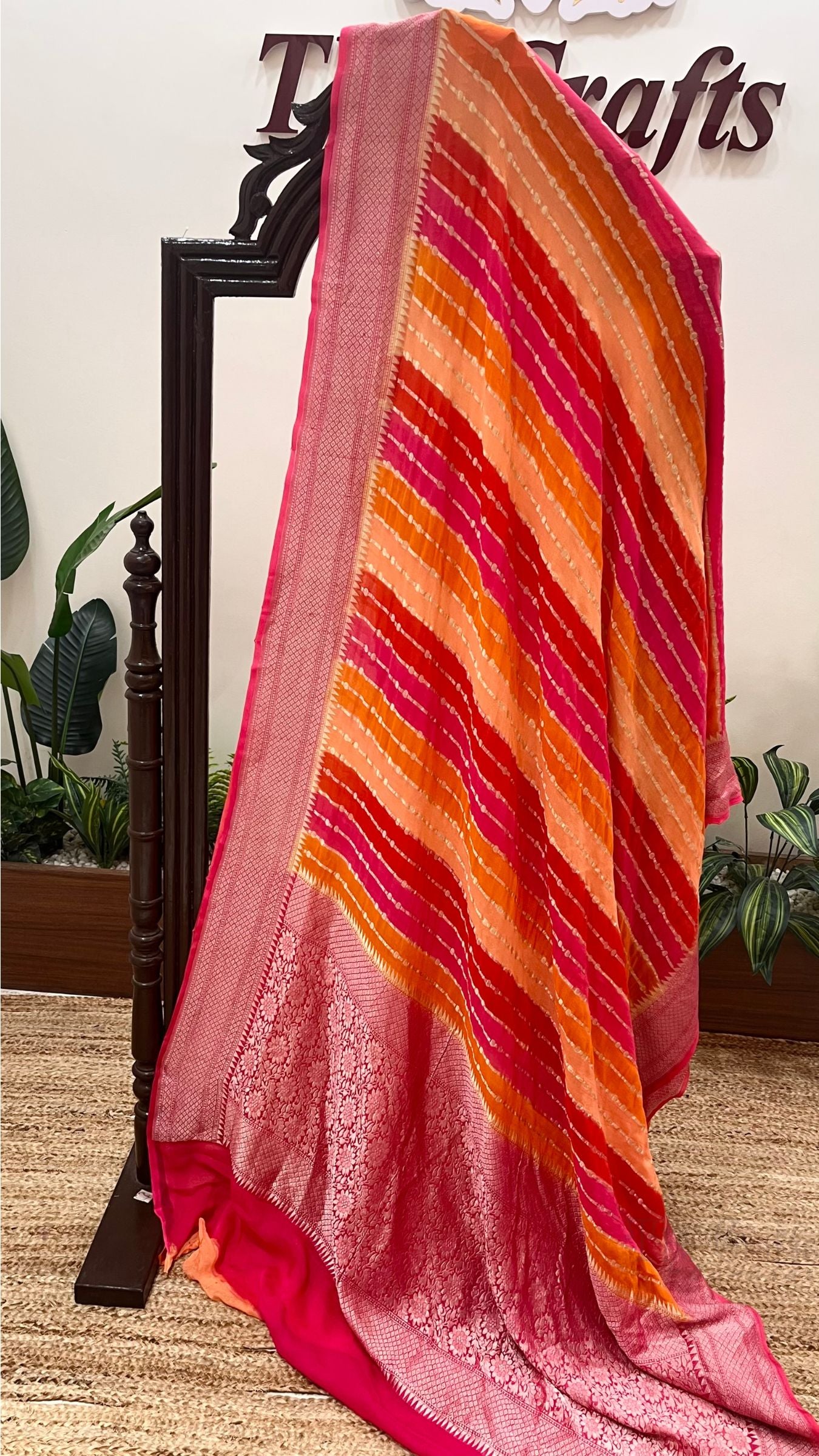 Khaddi Georgette Handloom Banarasi Saree