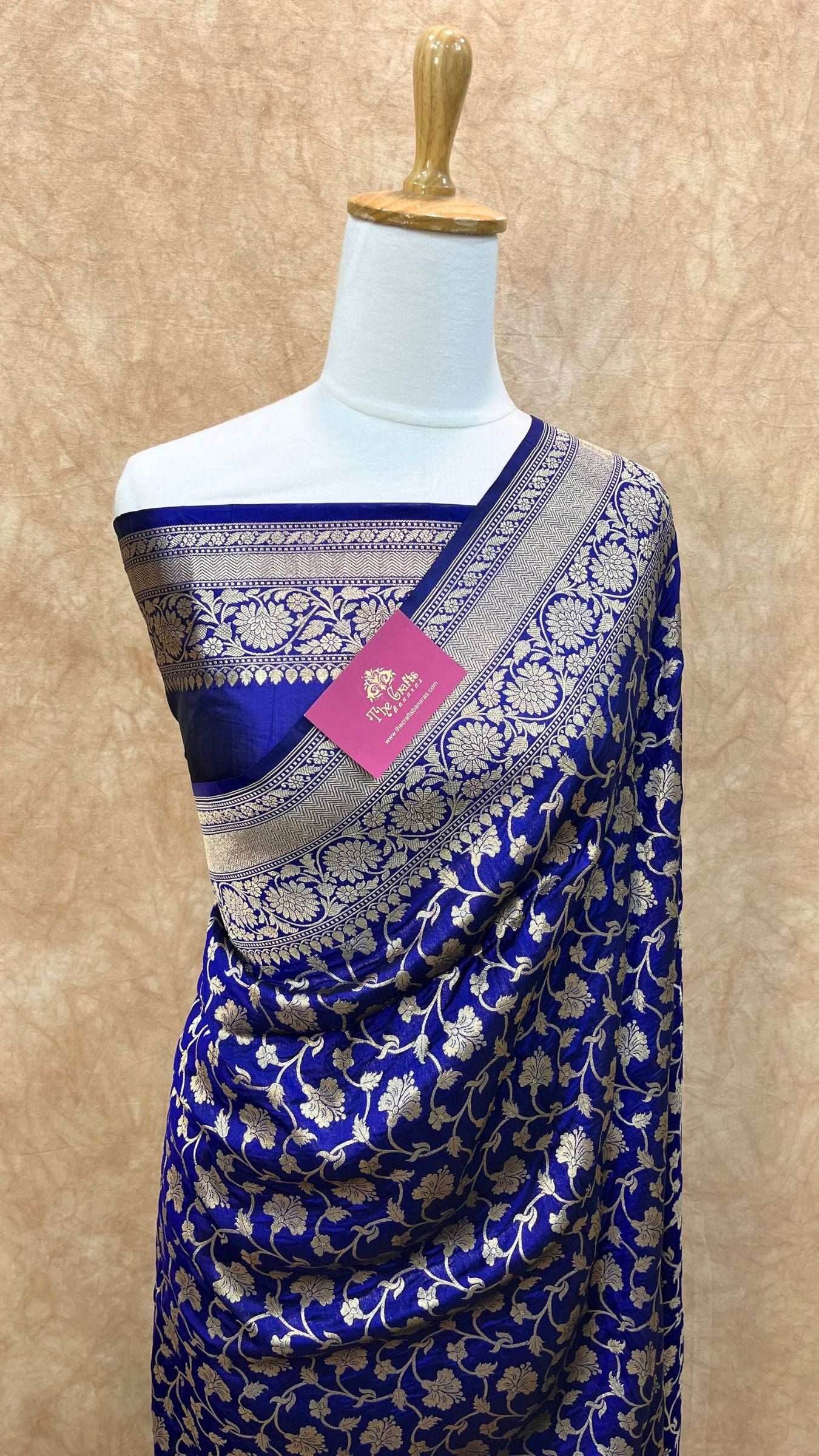 Pure Katan Silk Handloom Banarasi Saree - Jaal work