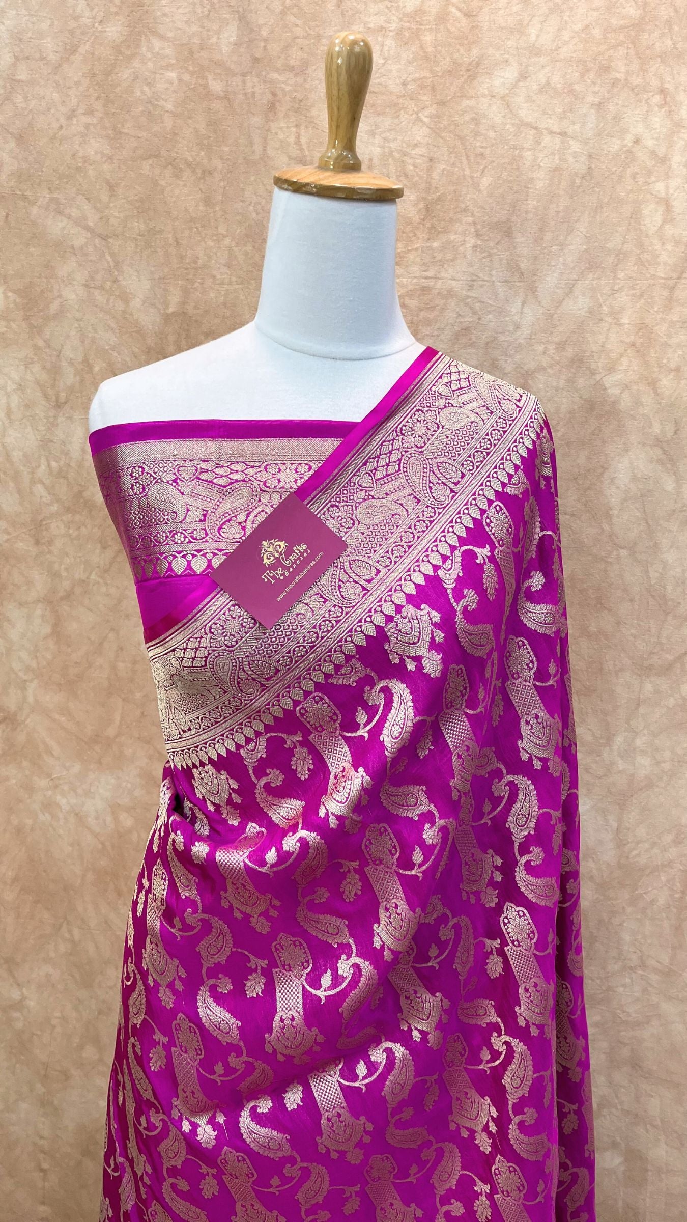 Pure Katan Silk Handloom Banarasi Saree - Jaal work