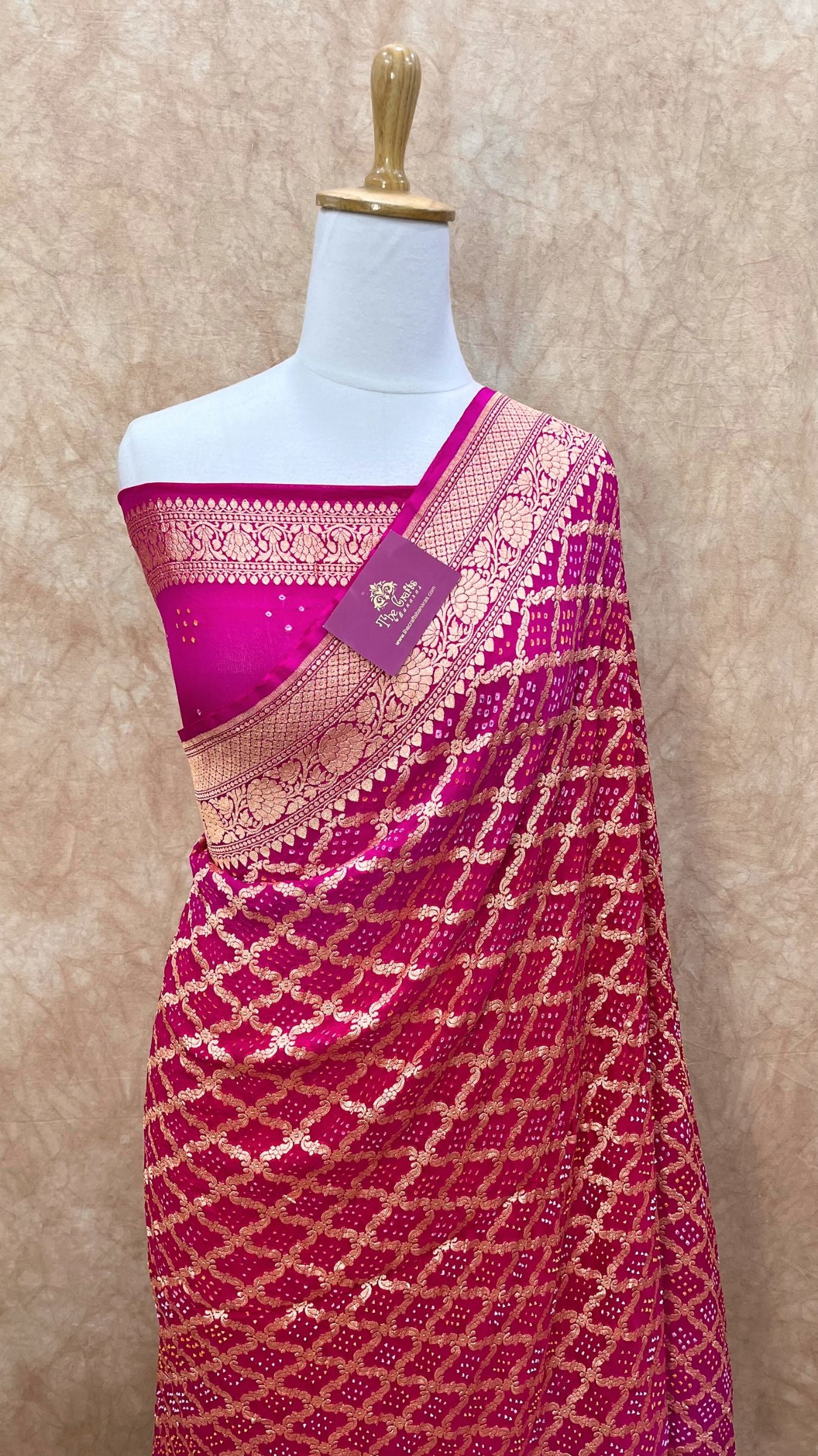 Pure Georgette Banarasi Handloom Bandhej Saree