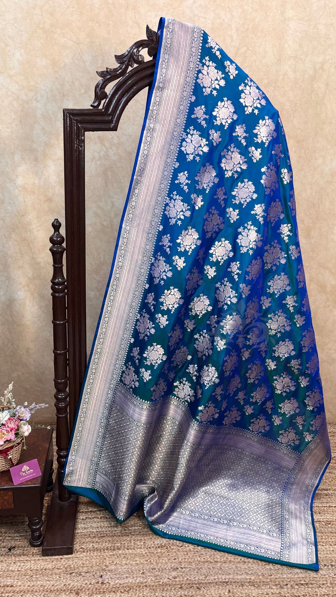 Pure Katan Silk Handloom Banarasi Saree - Jaal work