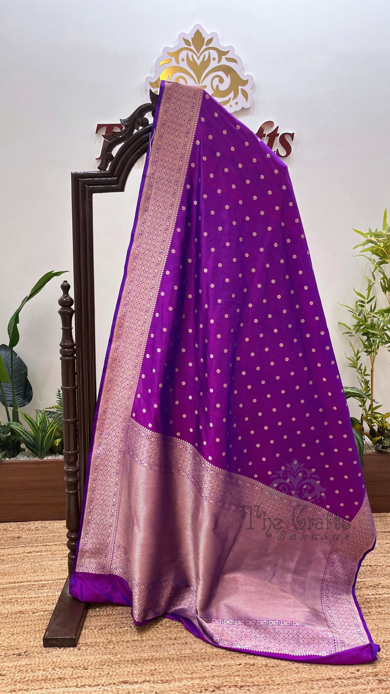 Pure Katan Silk Handloom Banarasi Saree - Chunri Buti