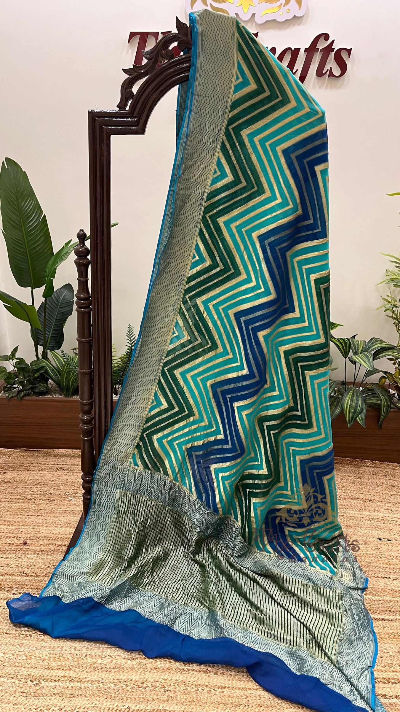 Khaddi Georgette Handloom Banarasi Saree