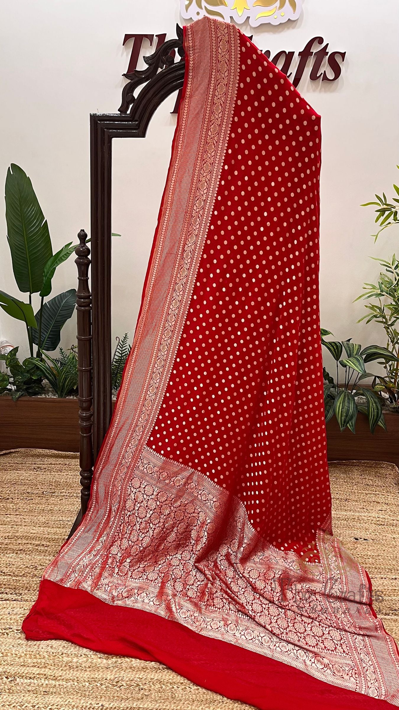 Khaddi Georgette Handloom Banarasi Saree