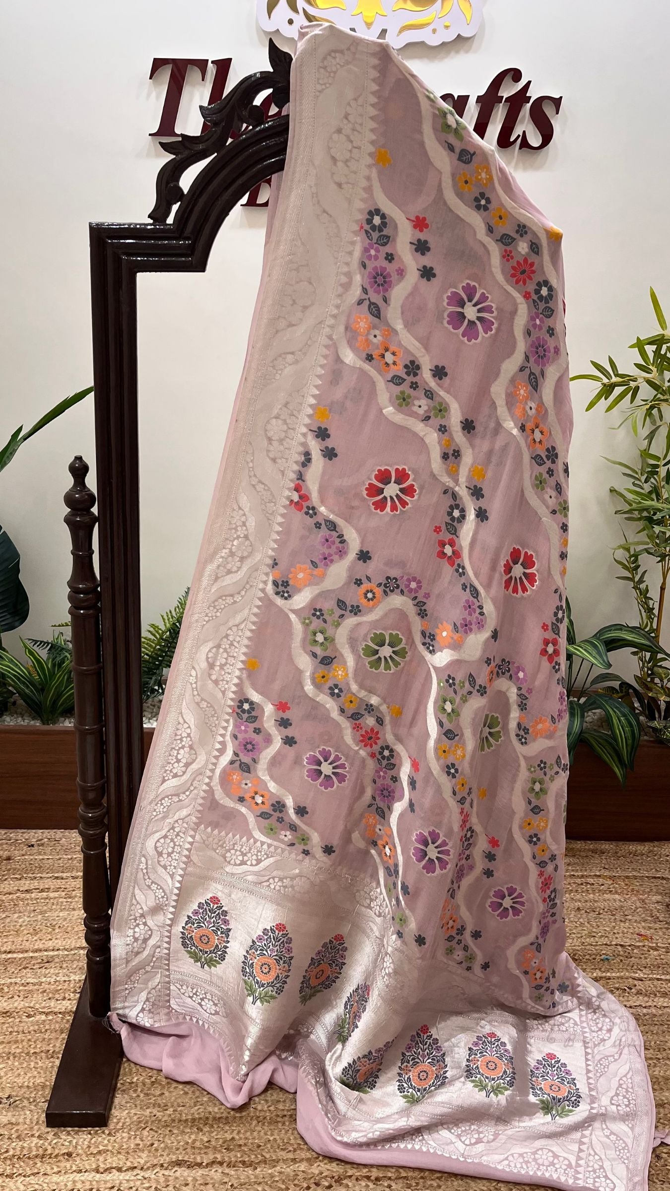 Khaddi Georgette Handloom Banarasi Saree - Jaal with Meenakari