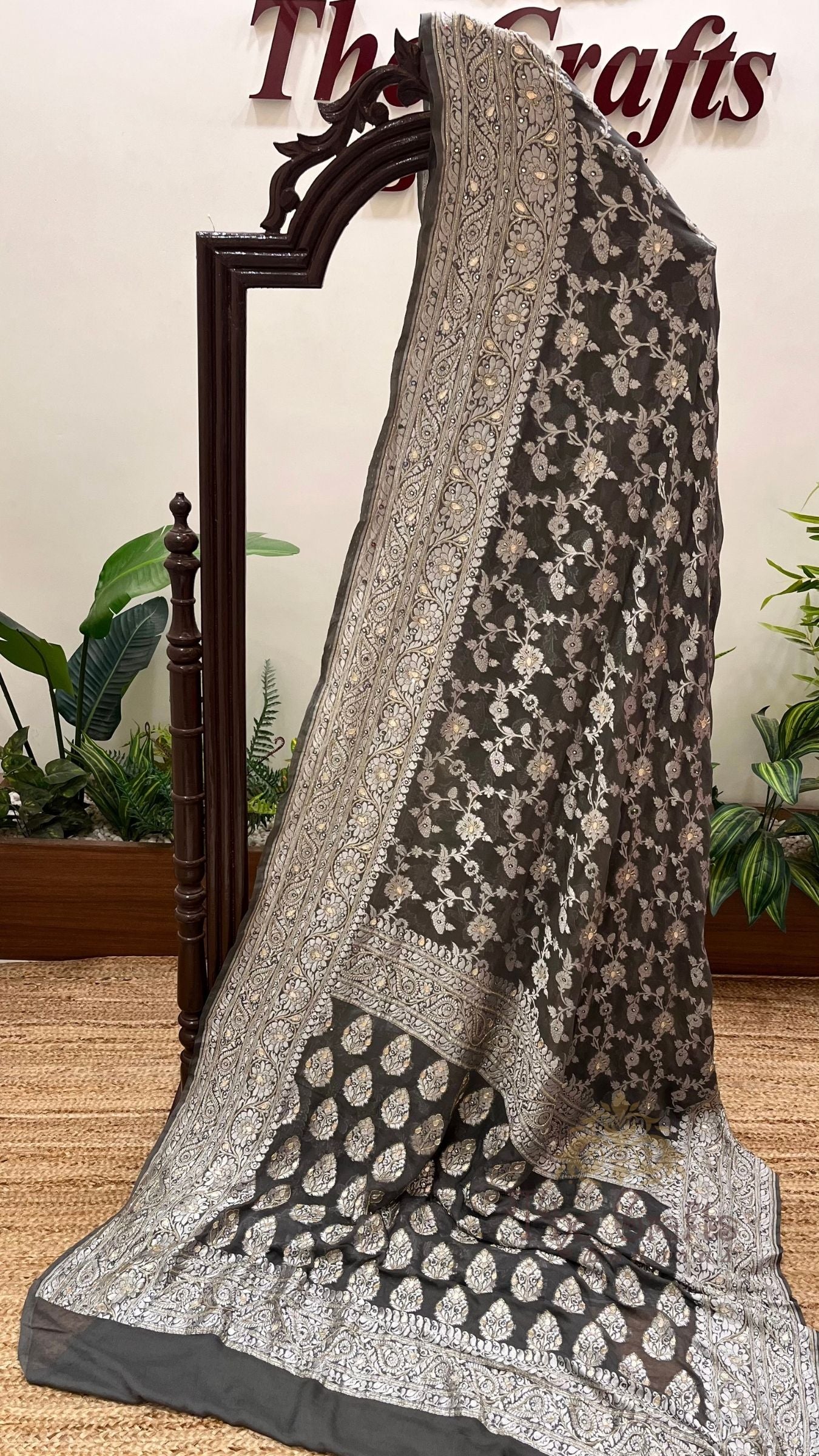 Pure Georgette Banarasi Saree - Silver Zari