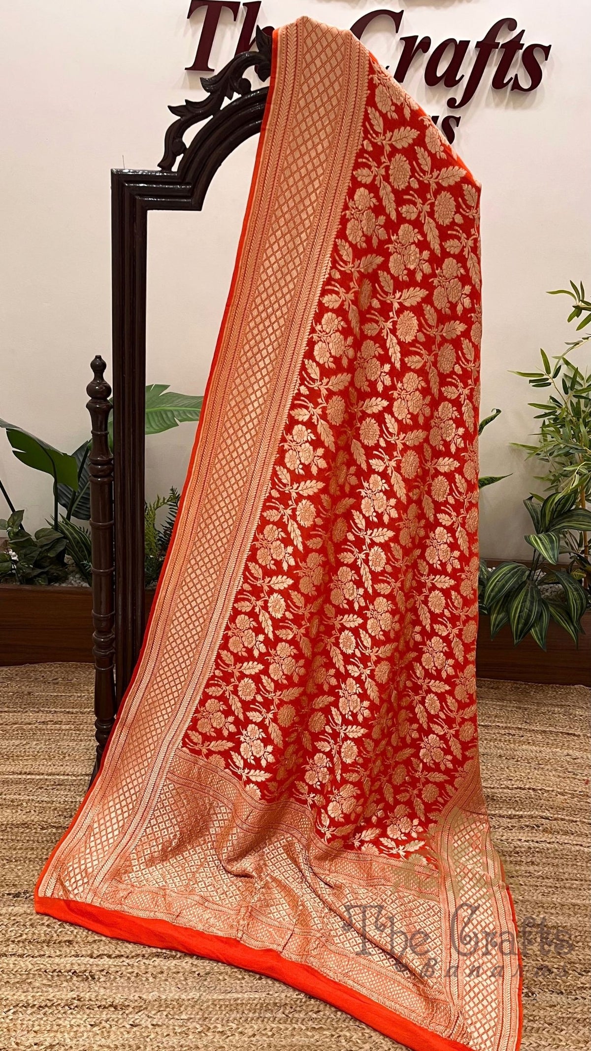 Khaddi Georgette Handloom Banarasi Saree