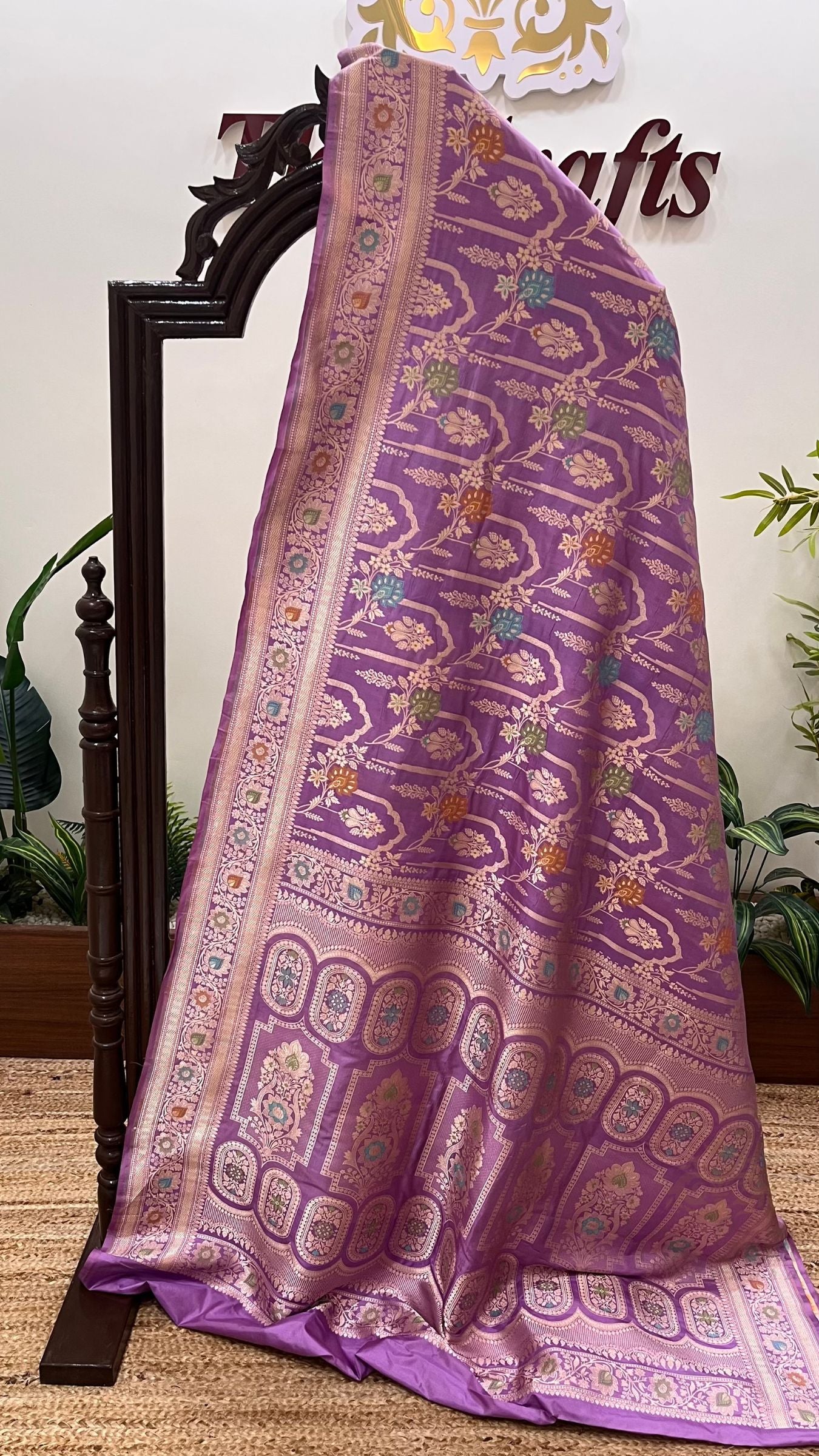 Pure Katan Silk Handloom Banarasi Saree - Jaal With Meenakari