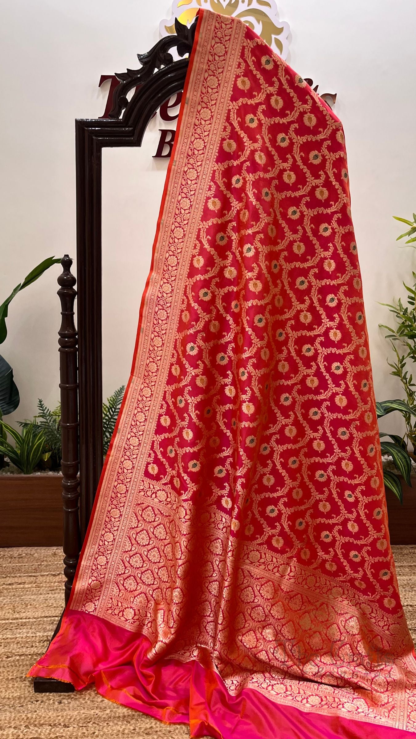 Pure Katan Silk Handloom Banarasi Saree - Jaal With Meenakari