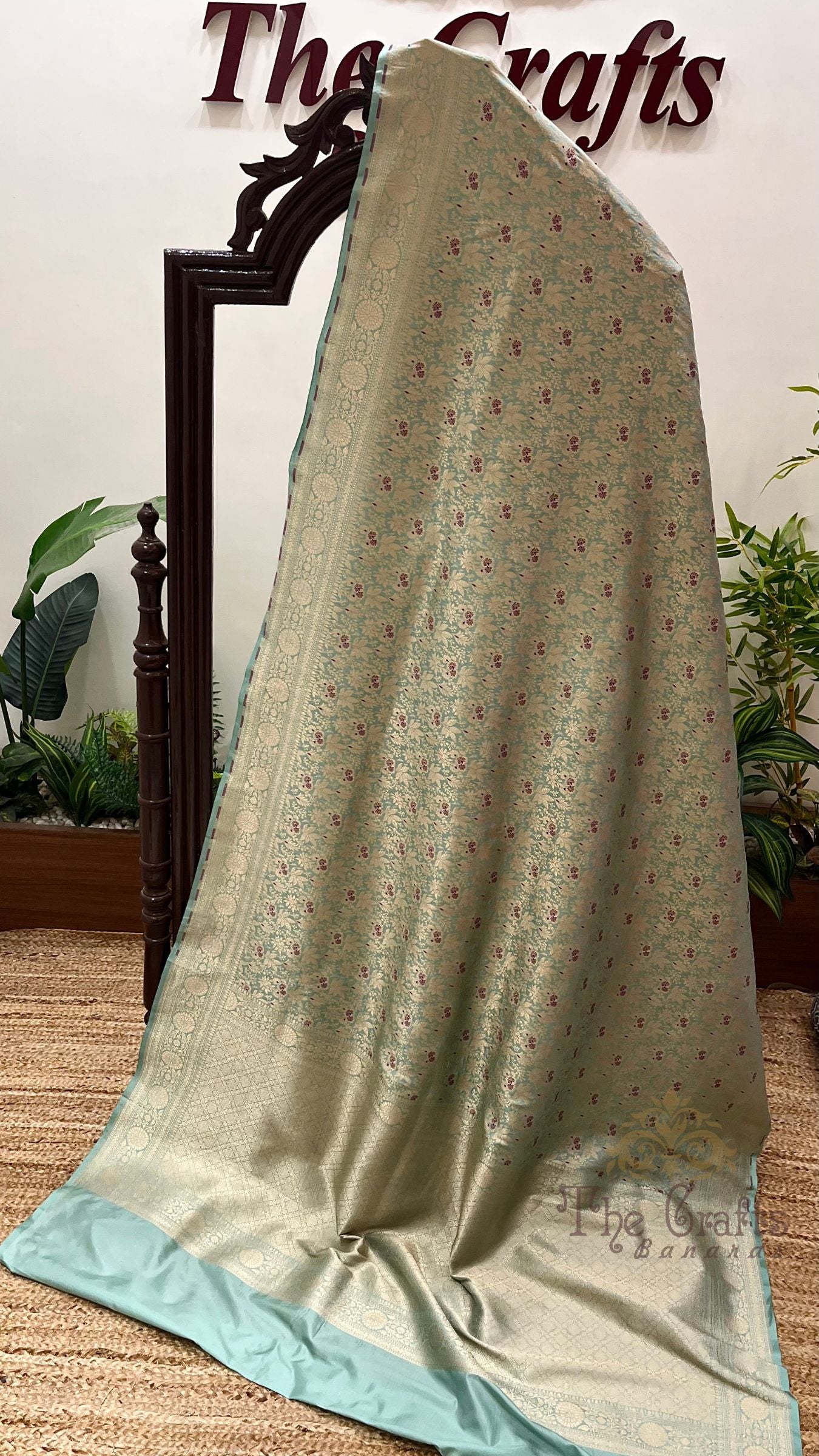 Pure Katan Silk Handloom Banarasi Saree - Tanchui Brocade Meenakari