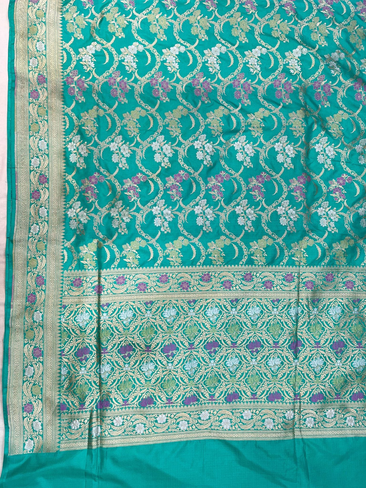 Pure Katan Silk Handloom Banarasi Saree - Jaal Work With Meenakari