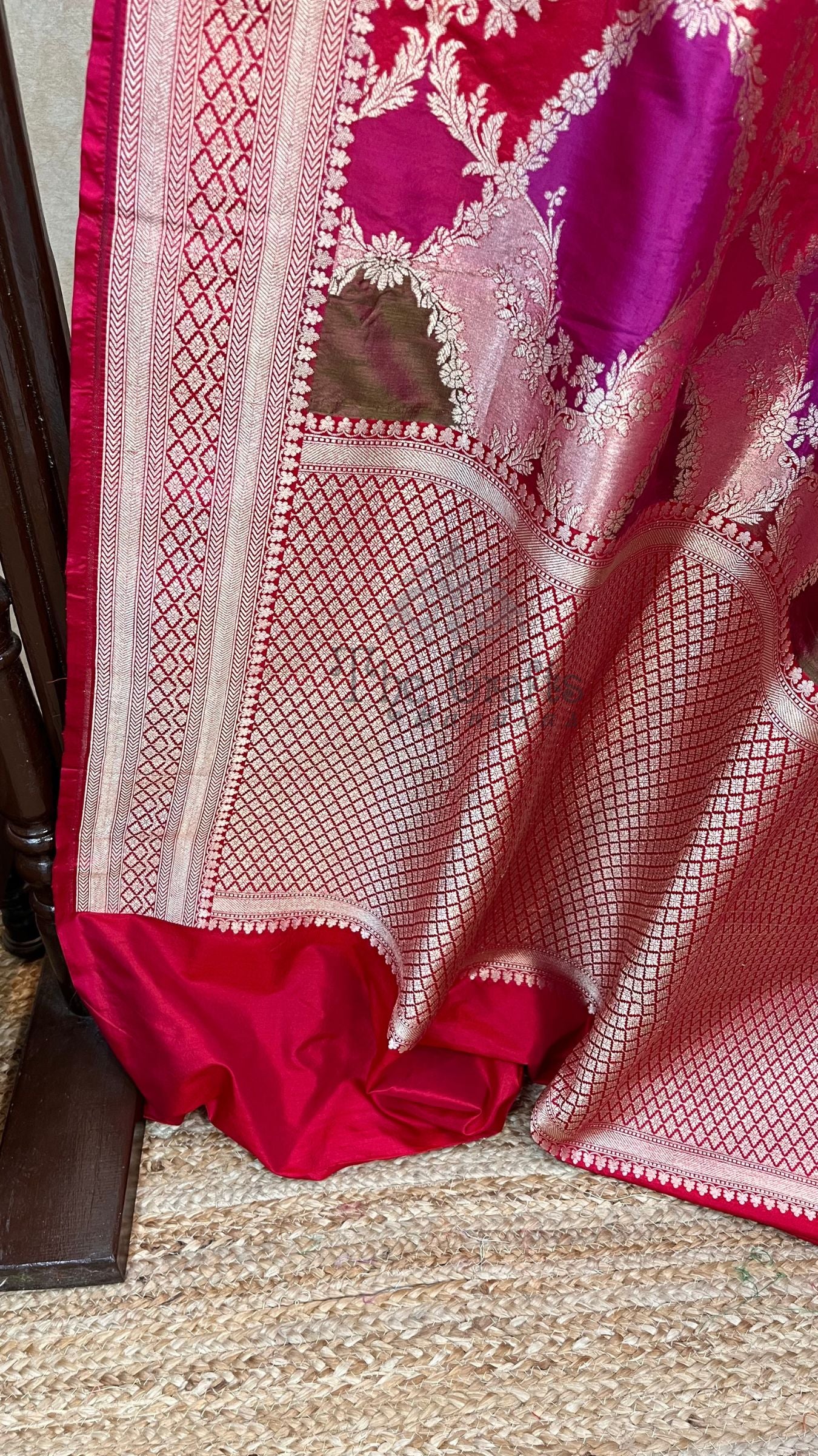 Rangkat Pure Katan Silk Handloom Banarasi Saree - All over Jaal work
