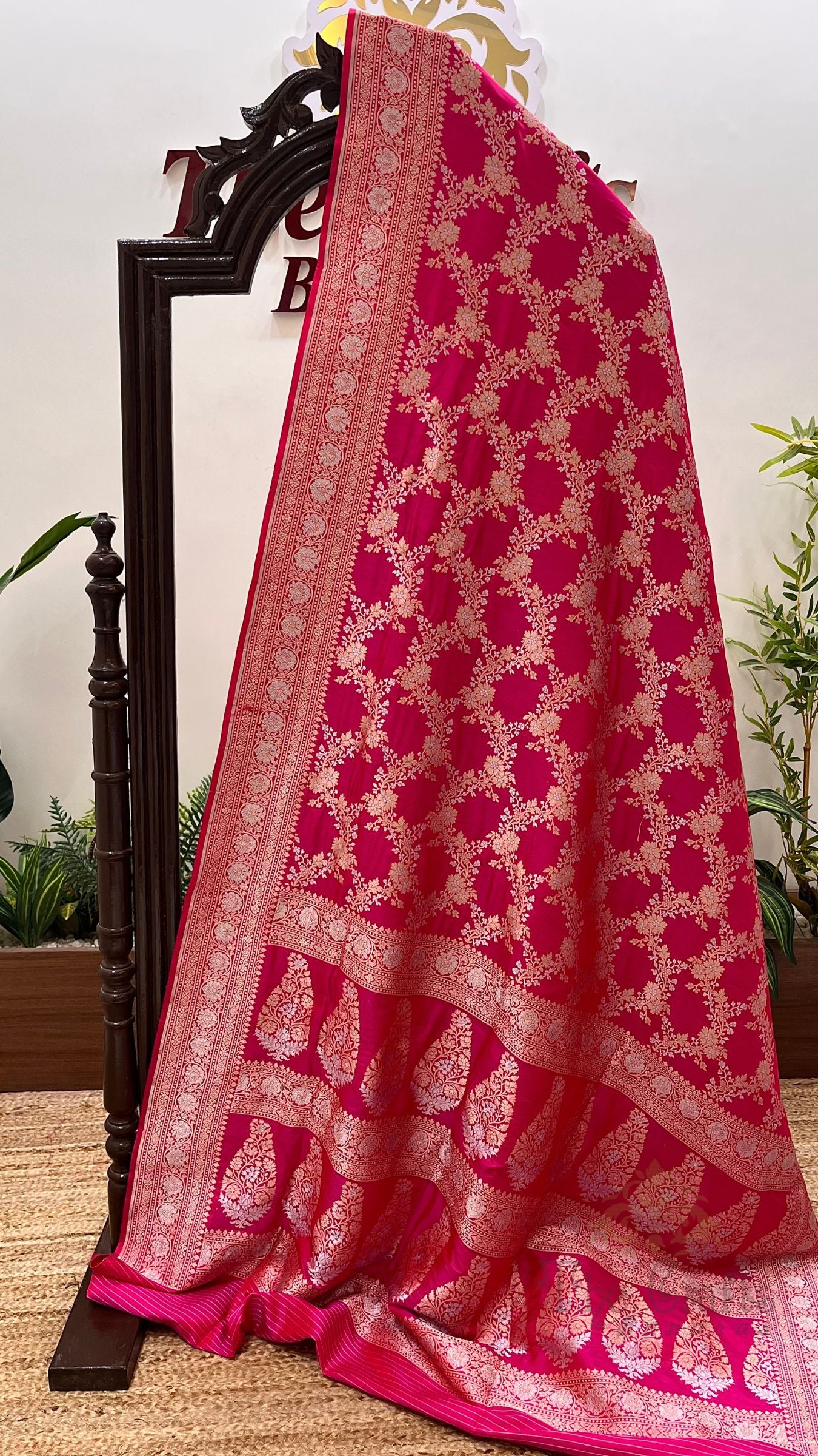 Pure Katan Silk Handloom Banarasi Saree - All Over Sona Rupa Jaal Work