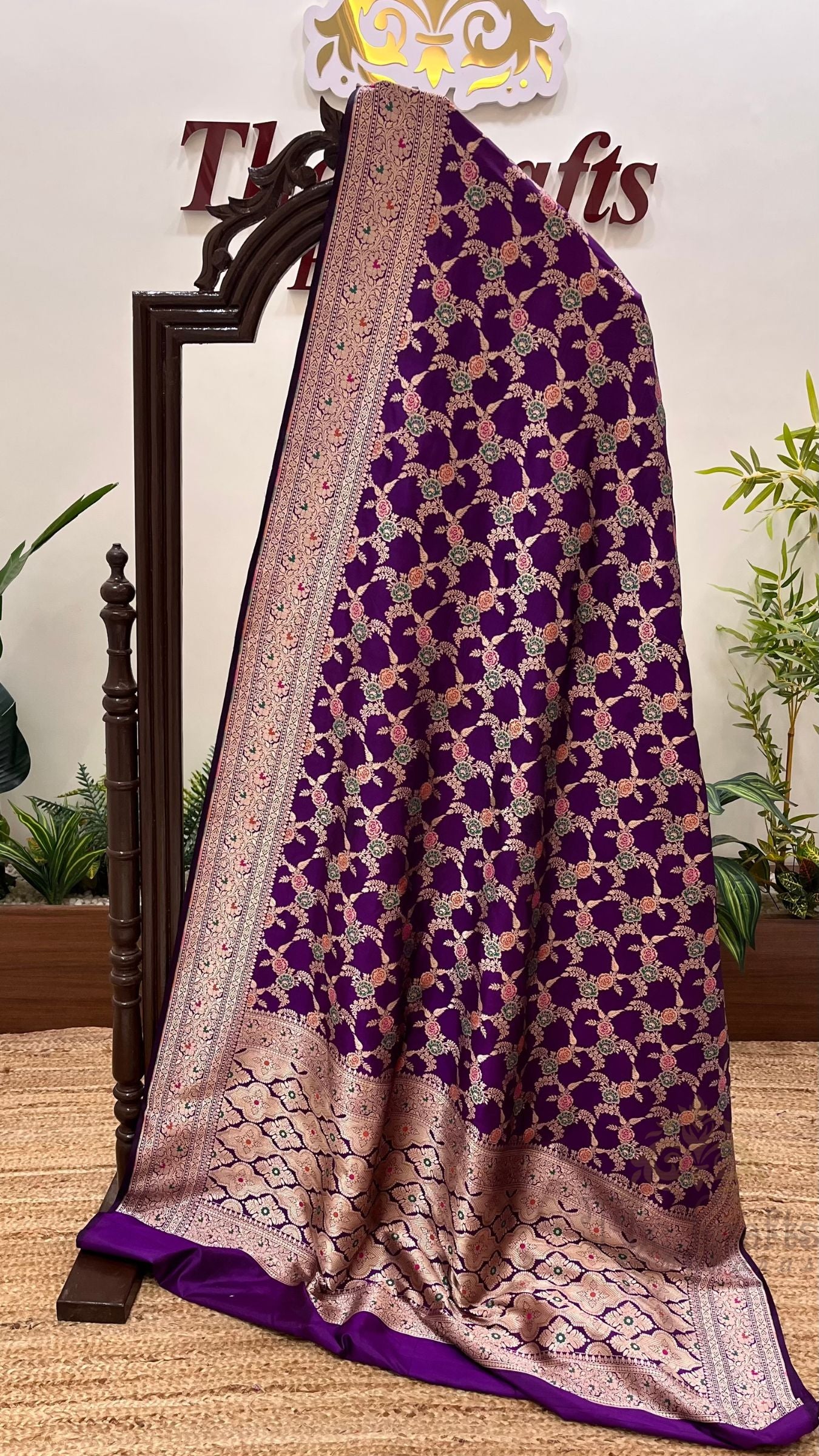 Pure Katan Silk Handloom Banarasi Saree -  Jaal with meenakari