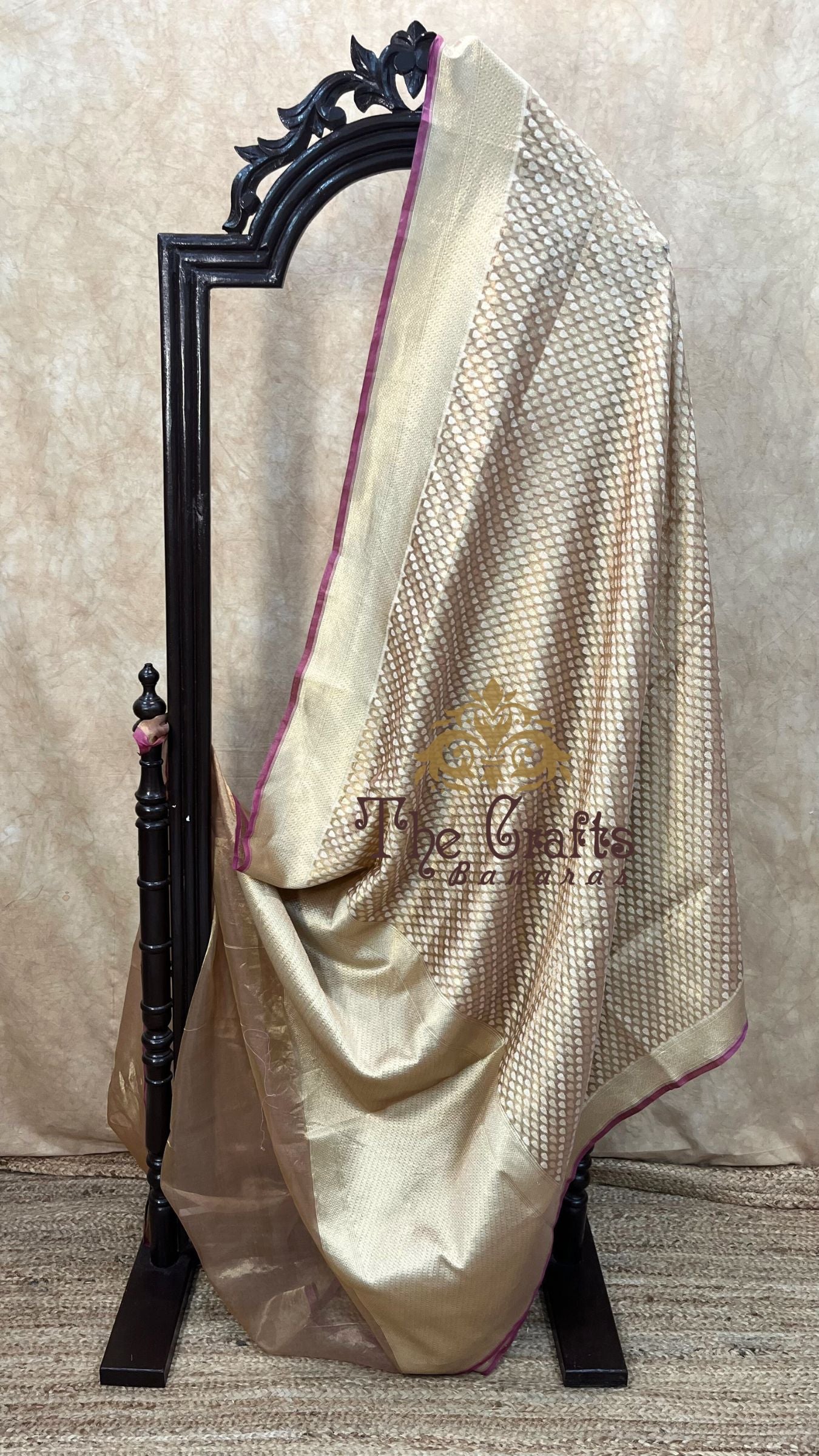 Pure Tissue Silk Handloom Banarasi Saree - Reshmi Zari