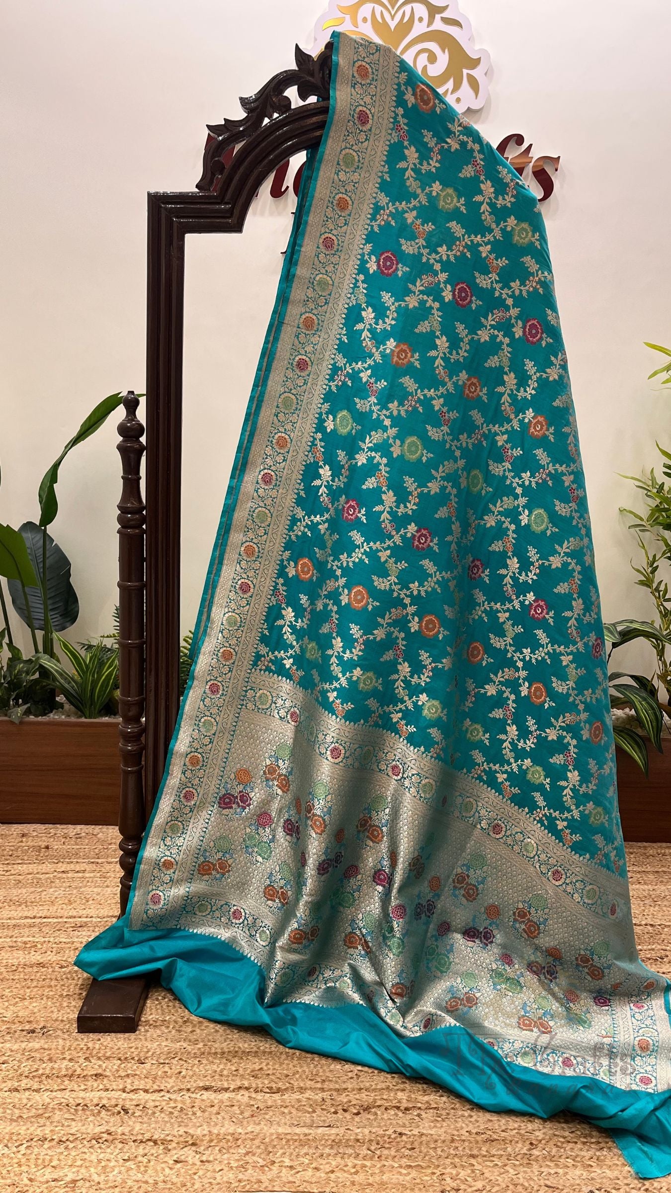 Pure Katan Silk Handloom Banarasi Saree - Jaal With Meenakari