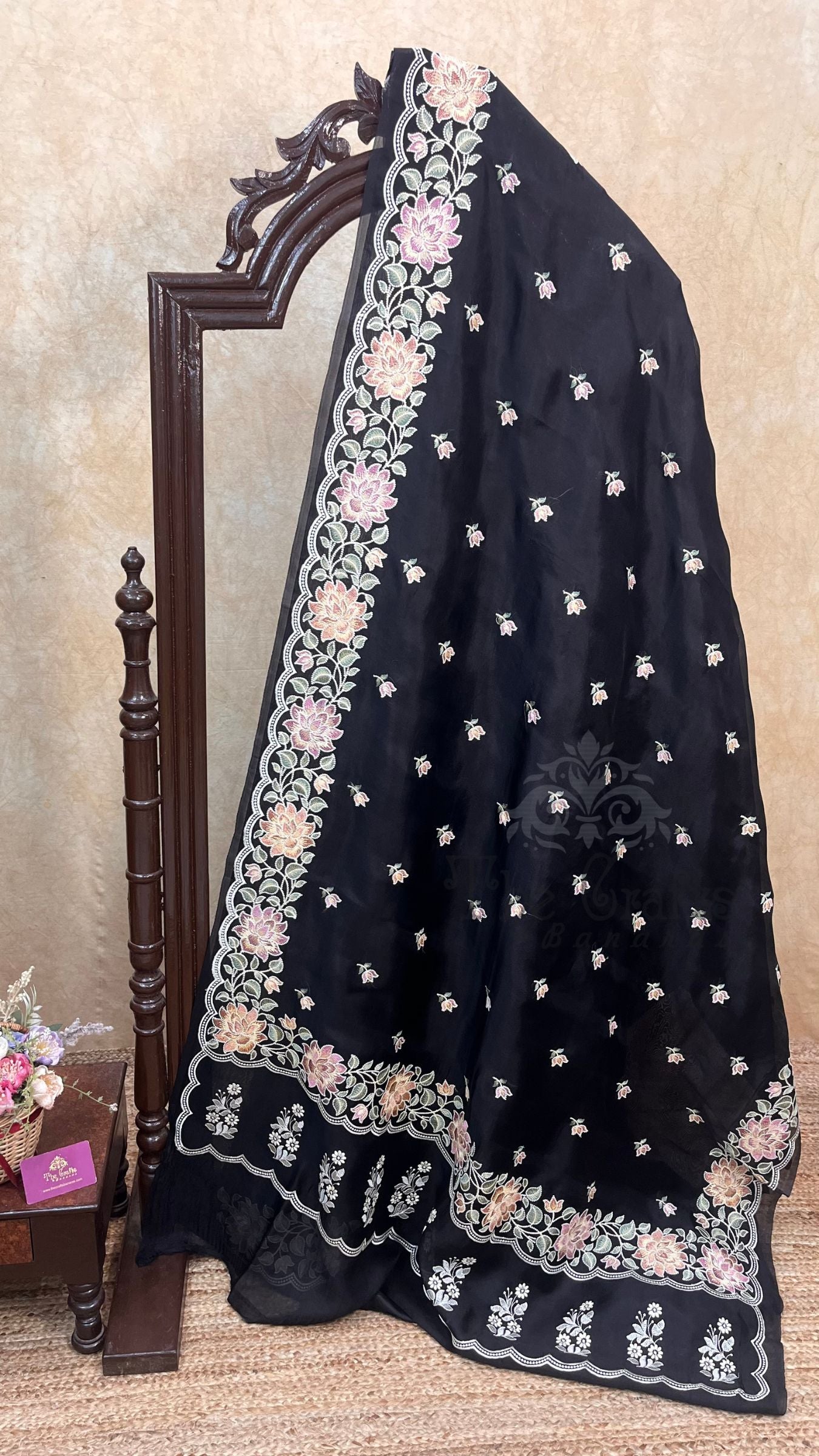 Pure Organza Silk Chikankari Handloom Banarasi Saree