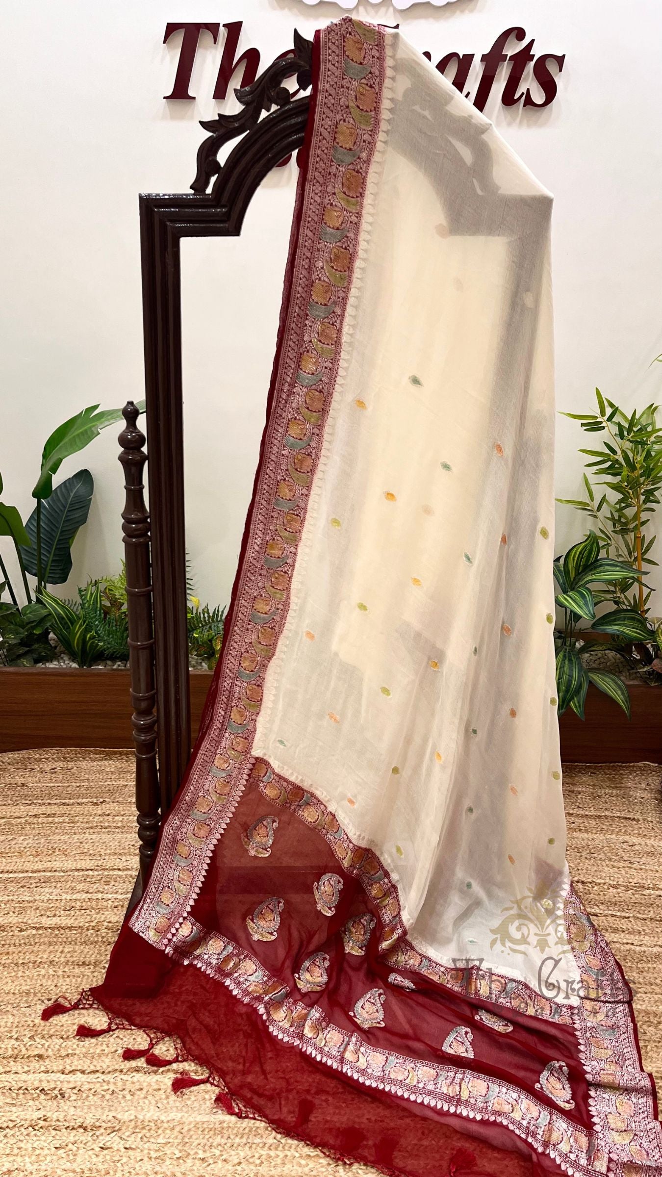Pure Georgette Handloom Banarasi Saree