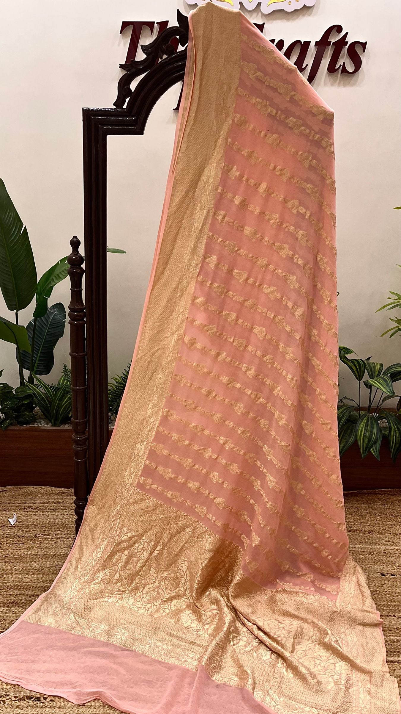 Khaddi Georgette Banarasi Saree - Water Zari