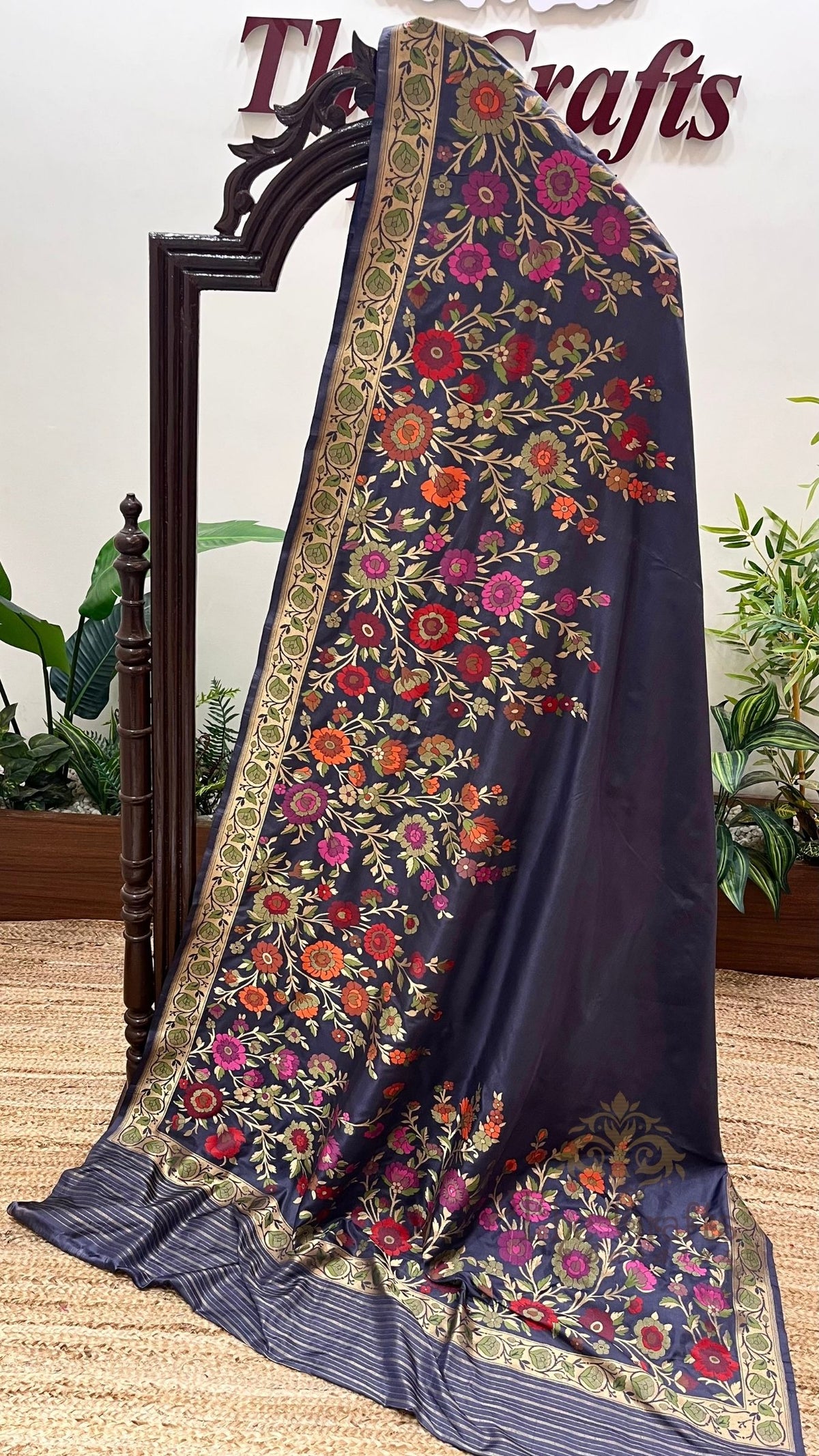 Pure Katan Silk Handloom Banarasi Saree - Tilfi Meenakari Jaal Work