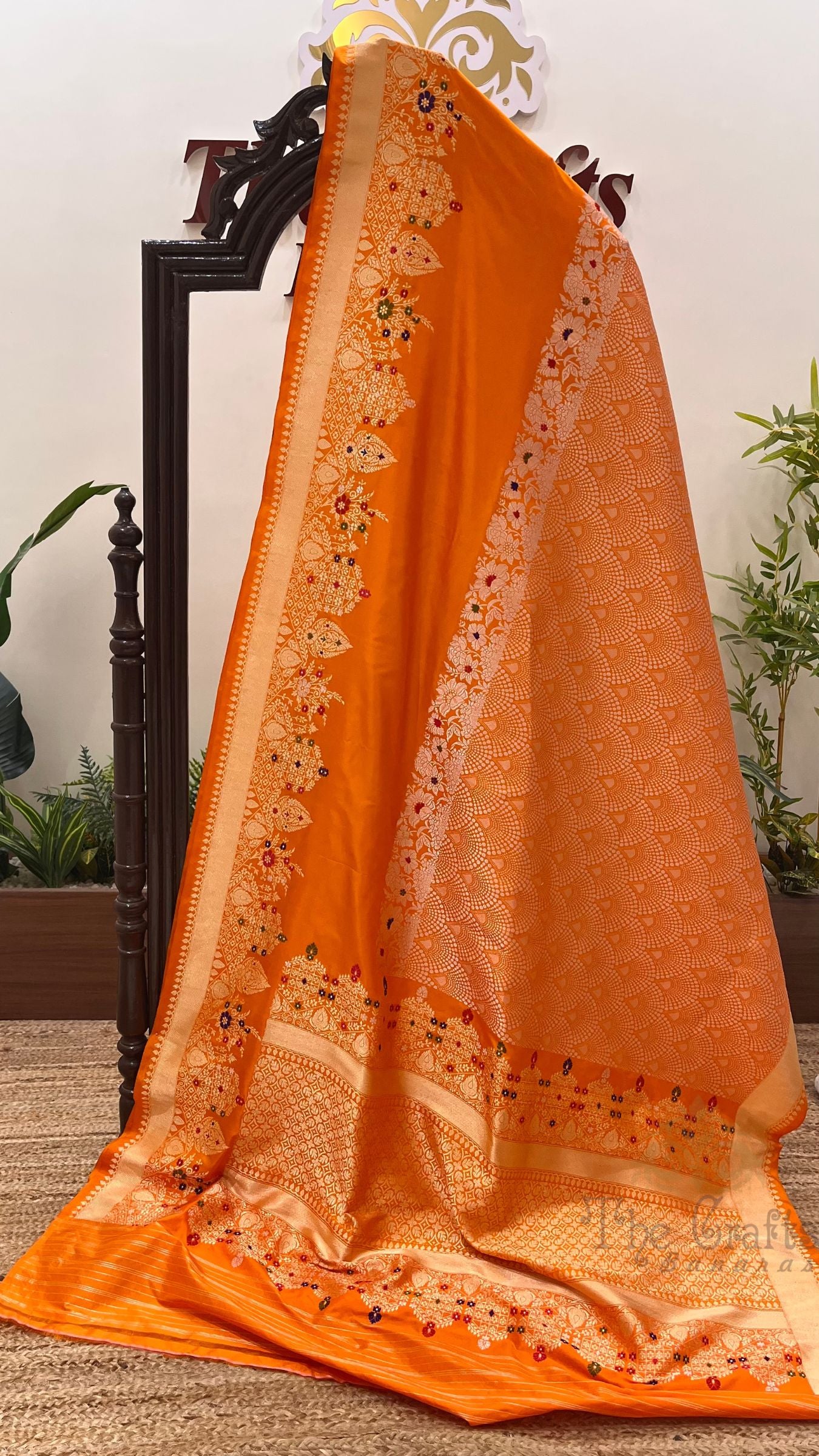 Pure Katan Silk Handloom Banarasi Saree - Kadhua Tanchui Brocade Meena